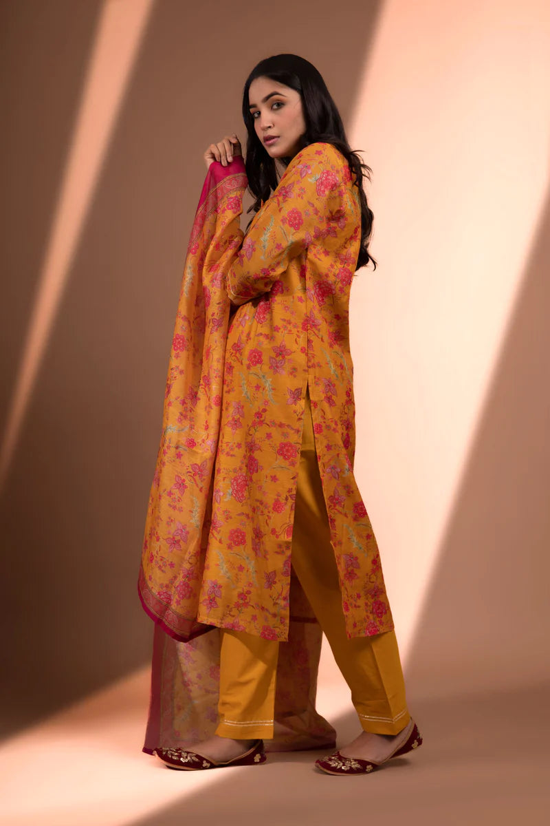 HERITAGE INDIA - YELLOW STRAIGHT FIT CHANDERI KURTA SET (WITH PANT AND DUPATTA)