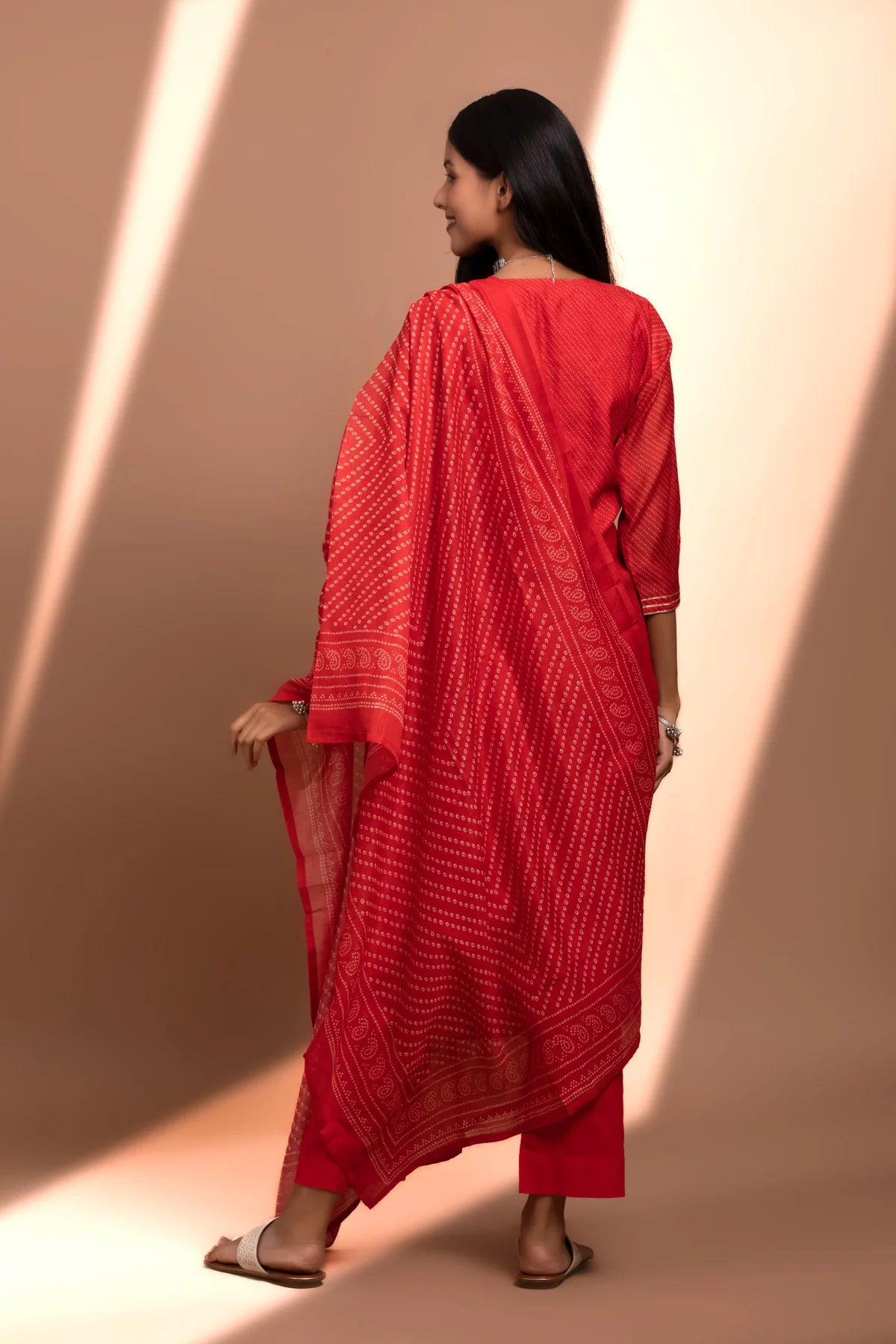 HERITAGE INDIA - RED STRAIGHT FIT CHANDERI KURTA SET (WITH PANT AND DUPATTA)