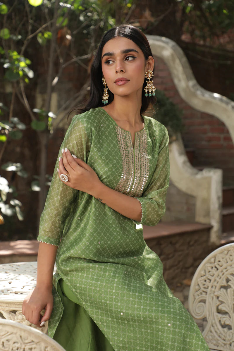GREEN CHANDERI SUIT SET (WITH PANTS AND DUPATTA)