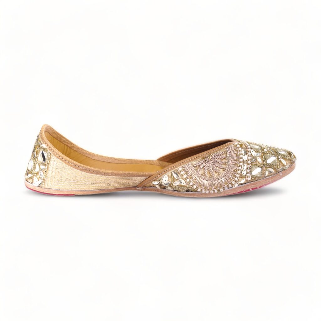 BELVEDERE in Ivory Louis