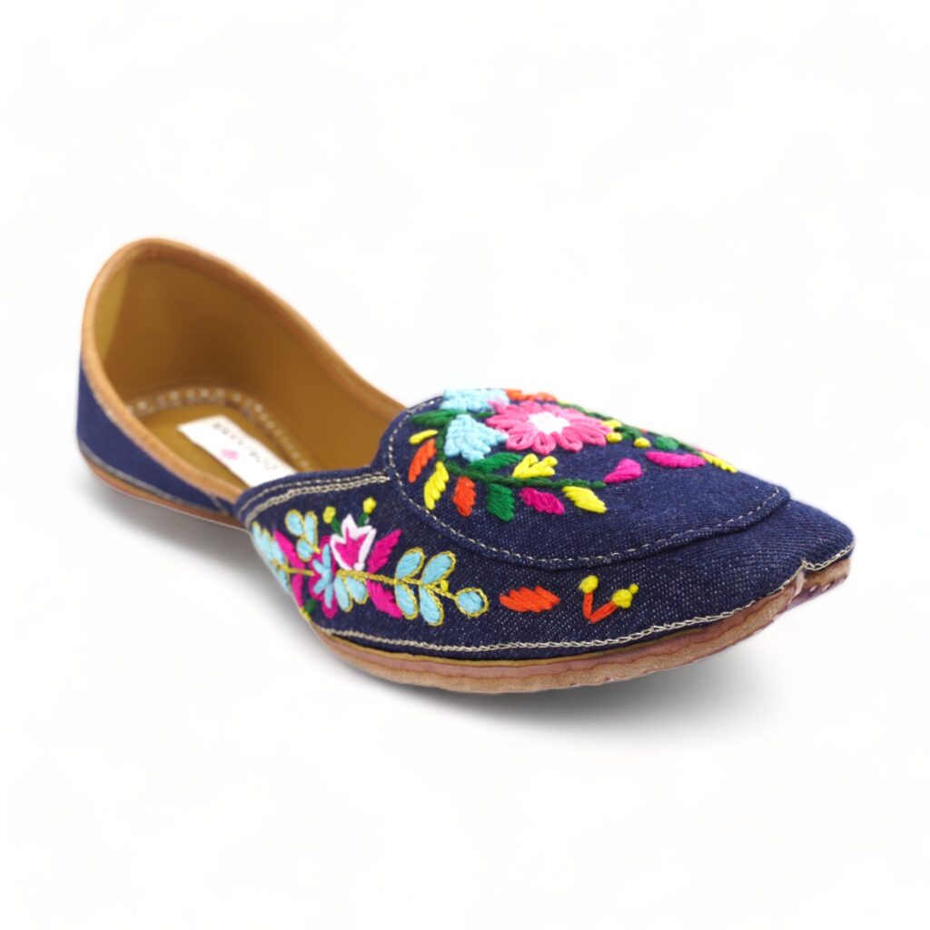 ELINA in Denim Louis