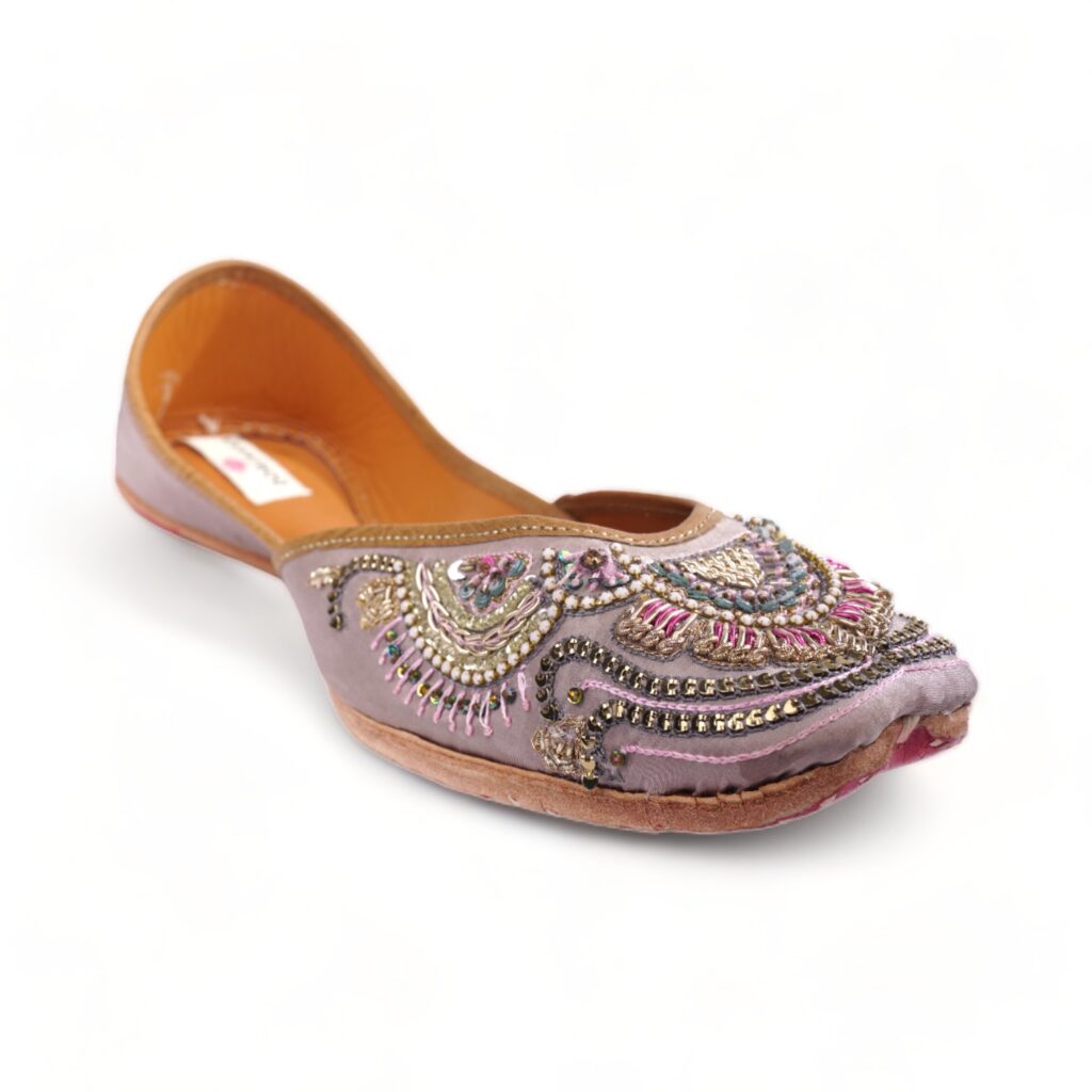 VIOLA in Purple Space