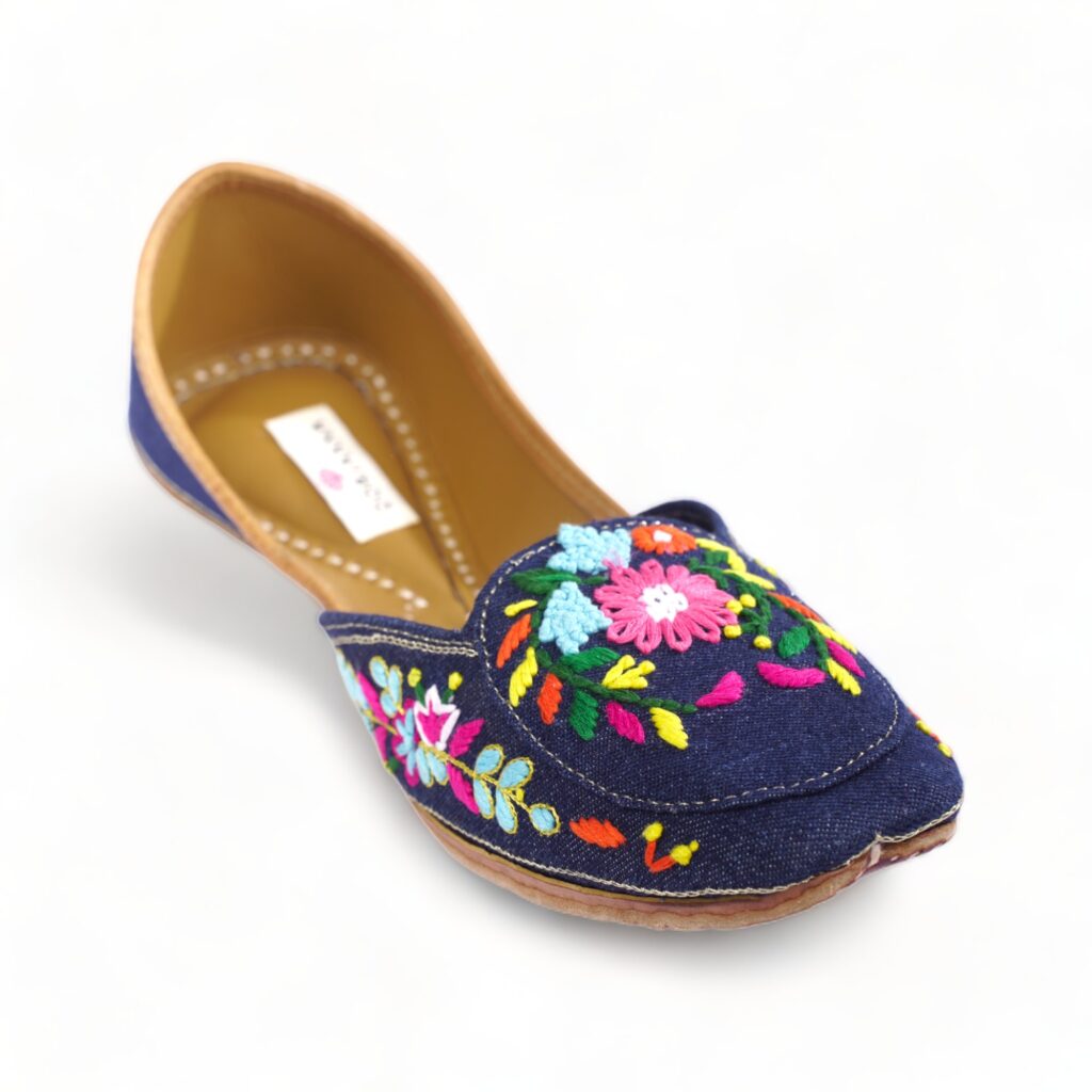 ELINA in Denim Louis