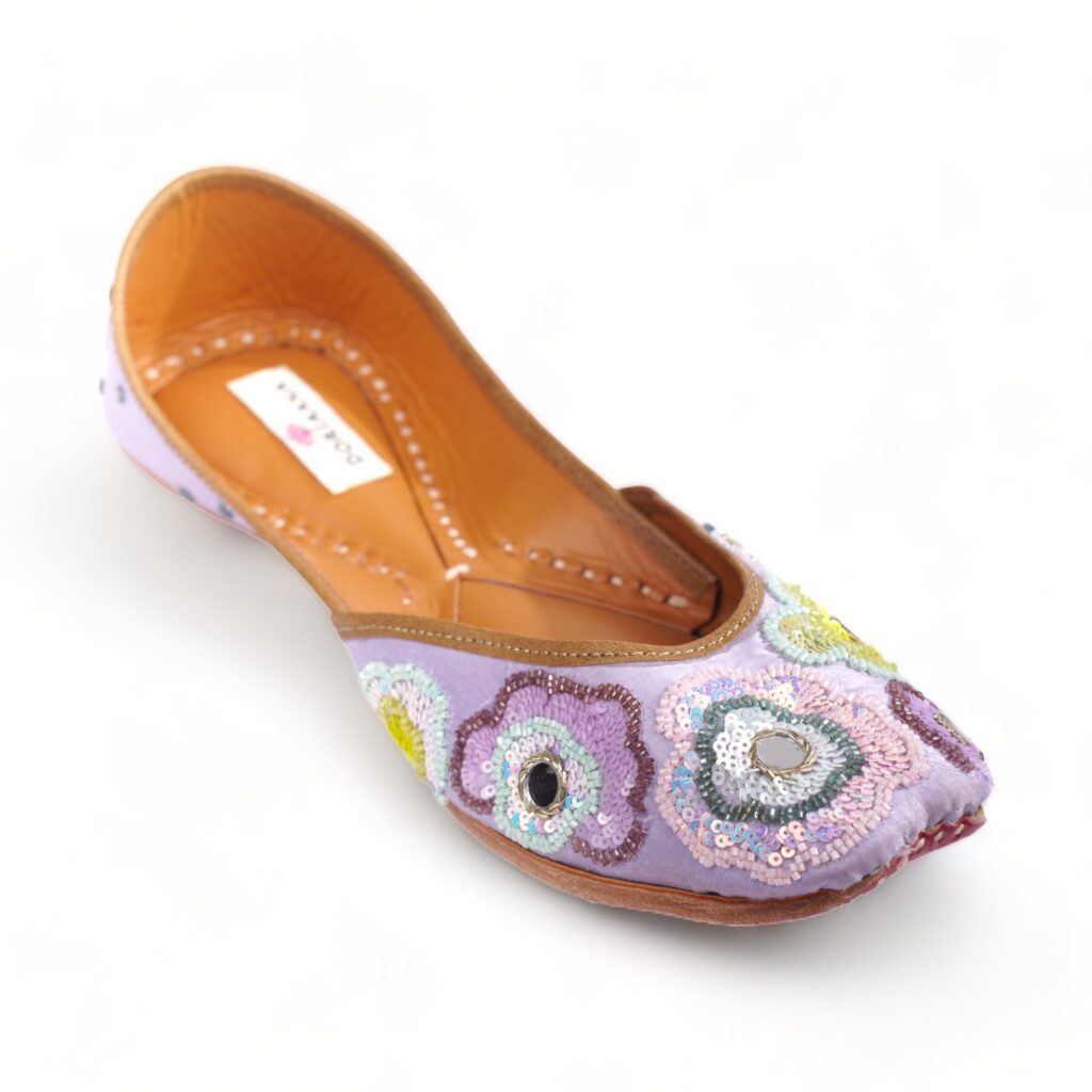 FEROZA in Purple Space