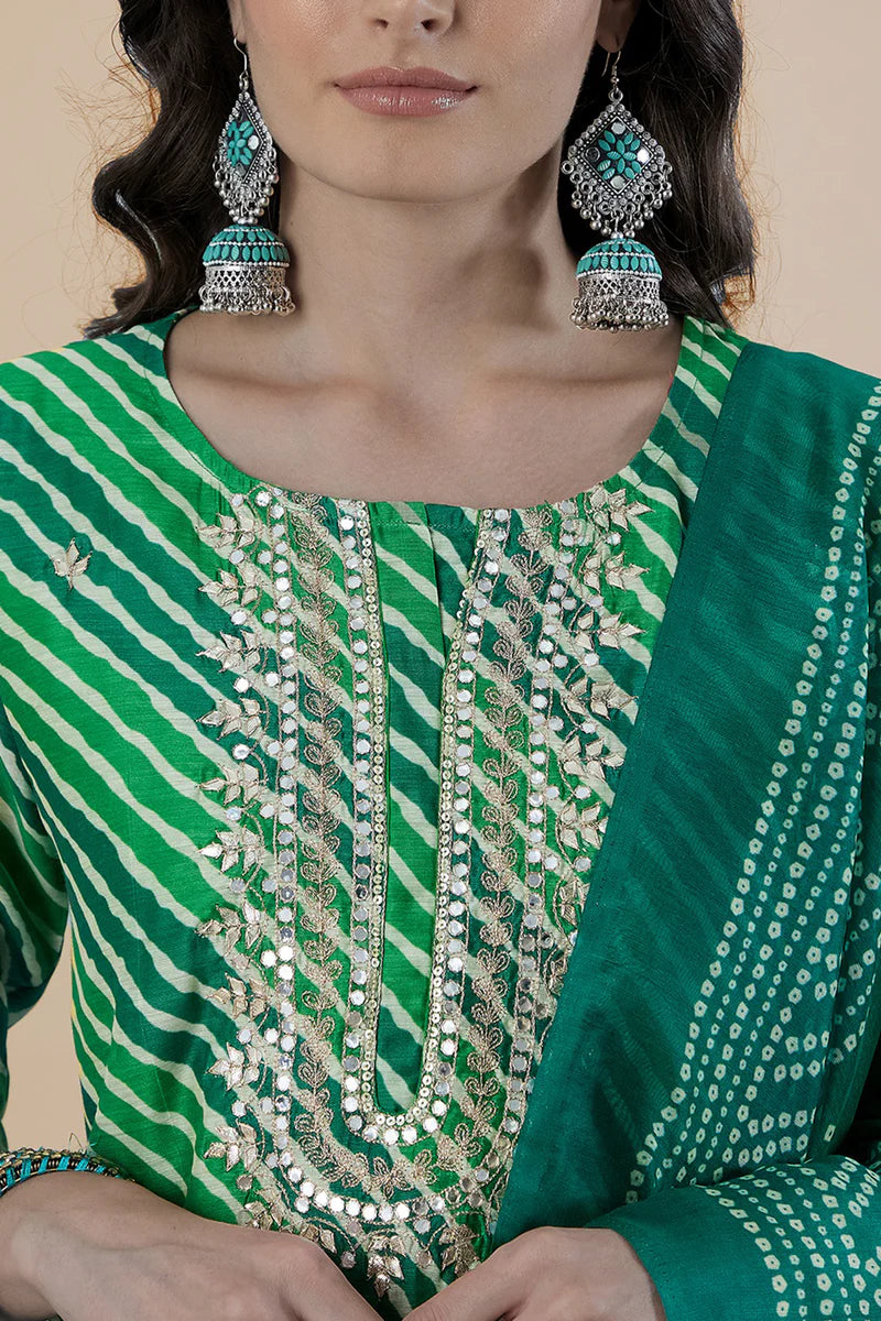 HERITAGE INDIA - GREEN STRAIGHT FIT CHANDERI KURTA SET (WITH SHARARA AND DUPATTA)