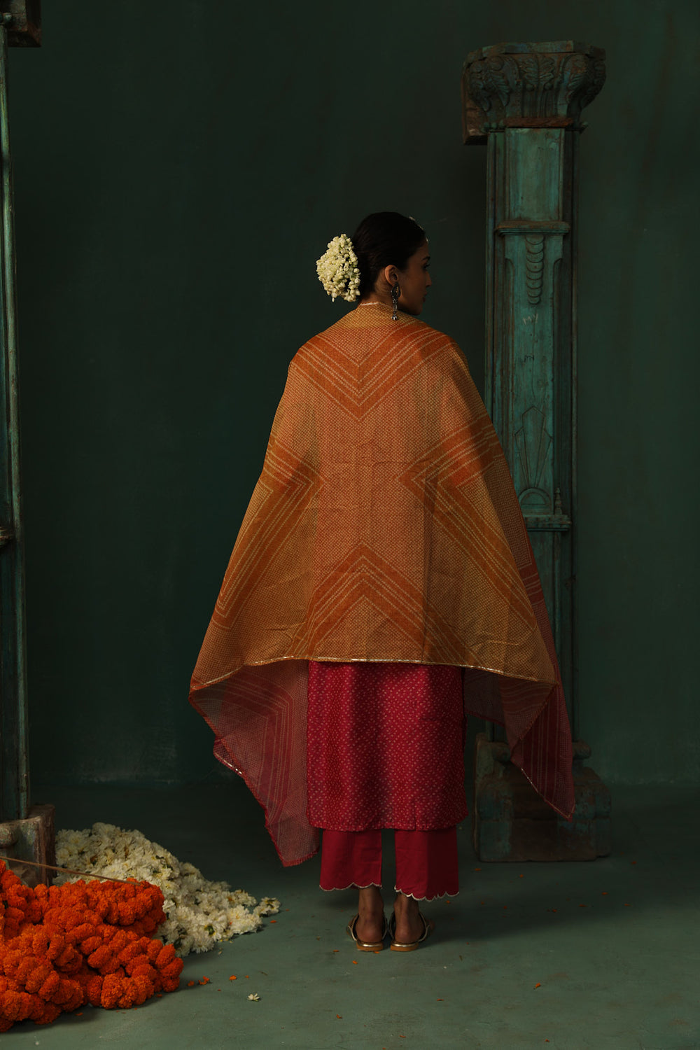 BRIGHT PINK BANDHANI CHANDERI SUIT SET (WITH PANTS AND DUPATTA)