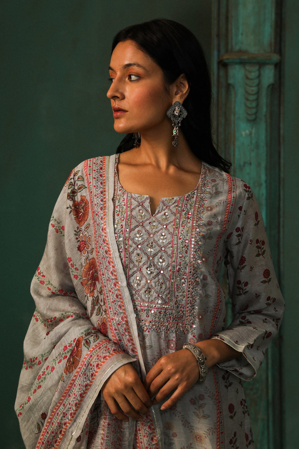 GREY LINEN SUIT SET (WITH PANTS AND DUPATTA)