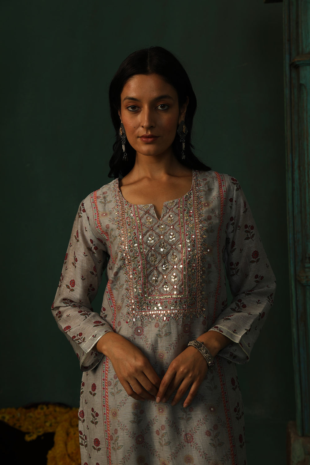 GREY LINEN SUIT SET (WITH PANTS AND DUPATTA)