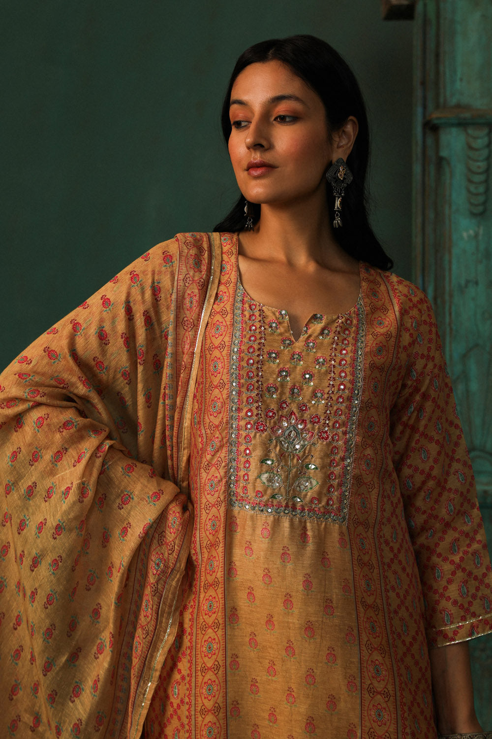 MUSTARD LINEN SUIT SET (WITH PANTS AND DUPATTA)