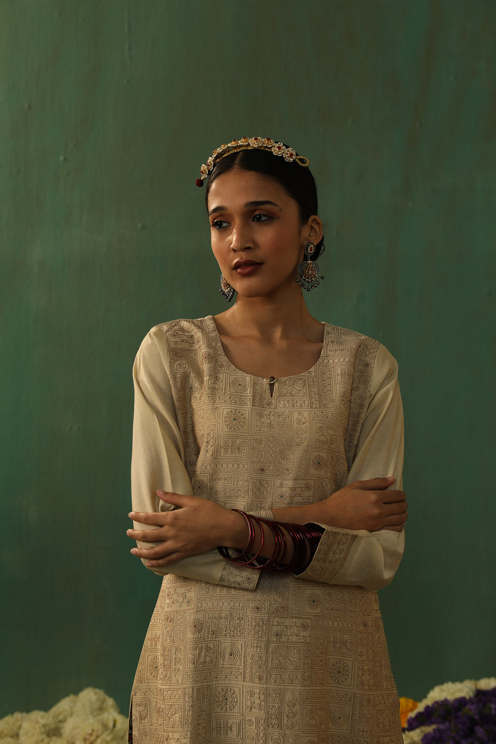 BEIGE CHANDERI SUIT SET (WITH PANTS AND DUPATTA)