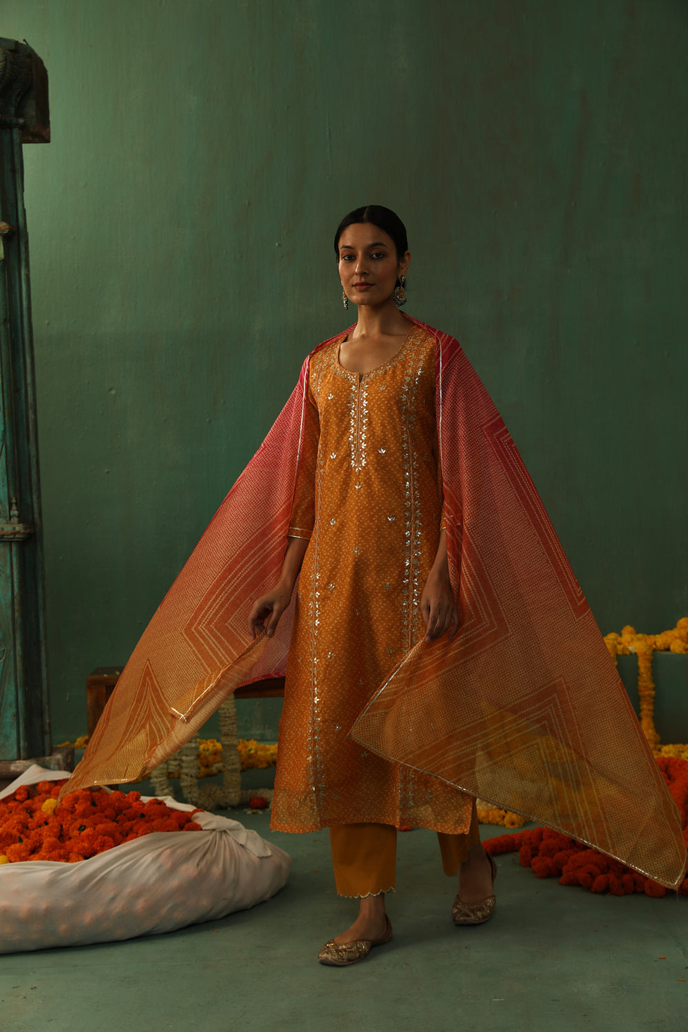 MUSTARD BANDHANI CHANDERI SUIT SET (WITH PANTS AND DUPATTA)