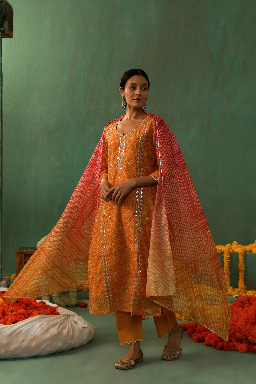 MUSTARD BANDHANI CHANDERI SUIT SET (WITH PANTS AND DUPATTA)
