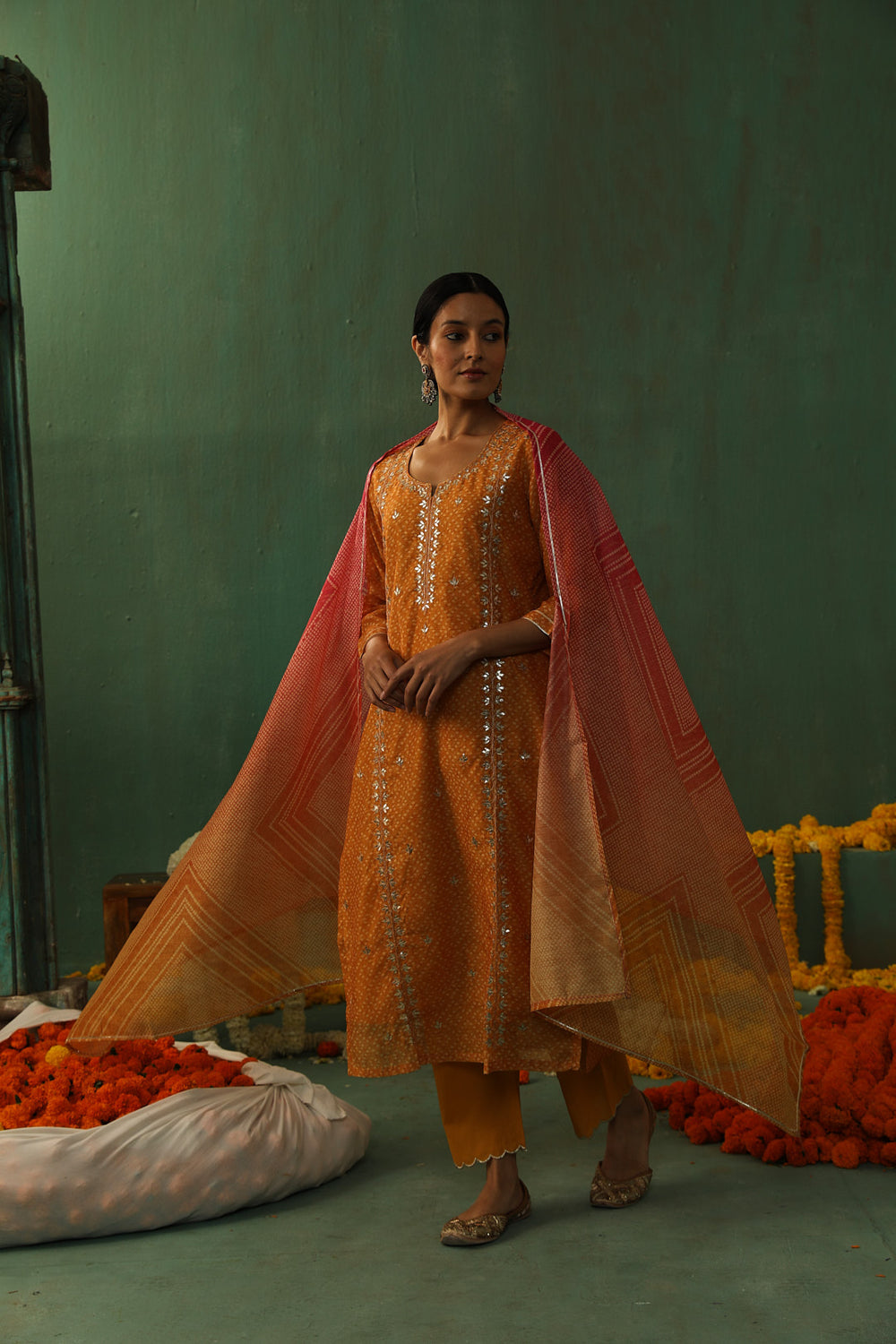 MUSTARD BANDHANI CHANDERI SUIT SET (WITH PANTS AND DUPATTA)