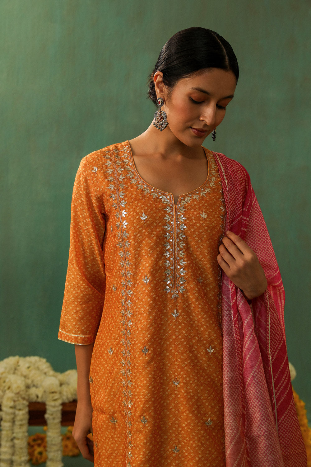 MUSTARD BANDHANI CHANDERI SUIT SET (WITH PANTS AND DUPATTA)