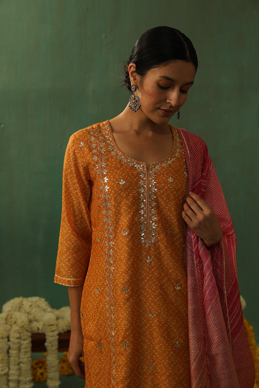 MUSTARD BANDHANI CHANDERI SUIT SET (WITH PANTS AND DUPATTA)