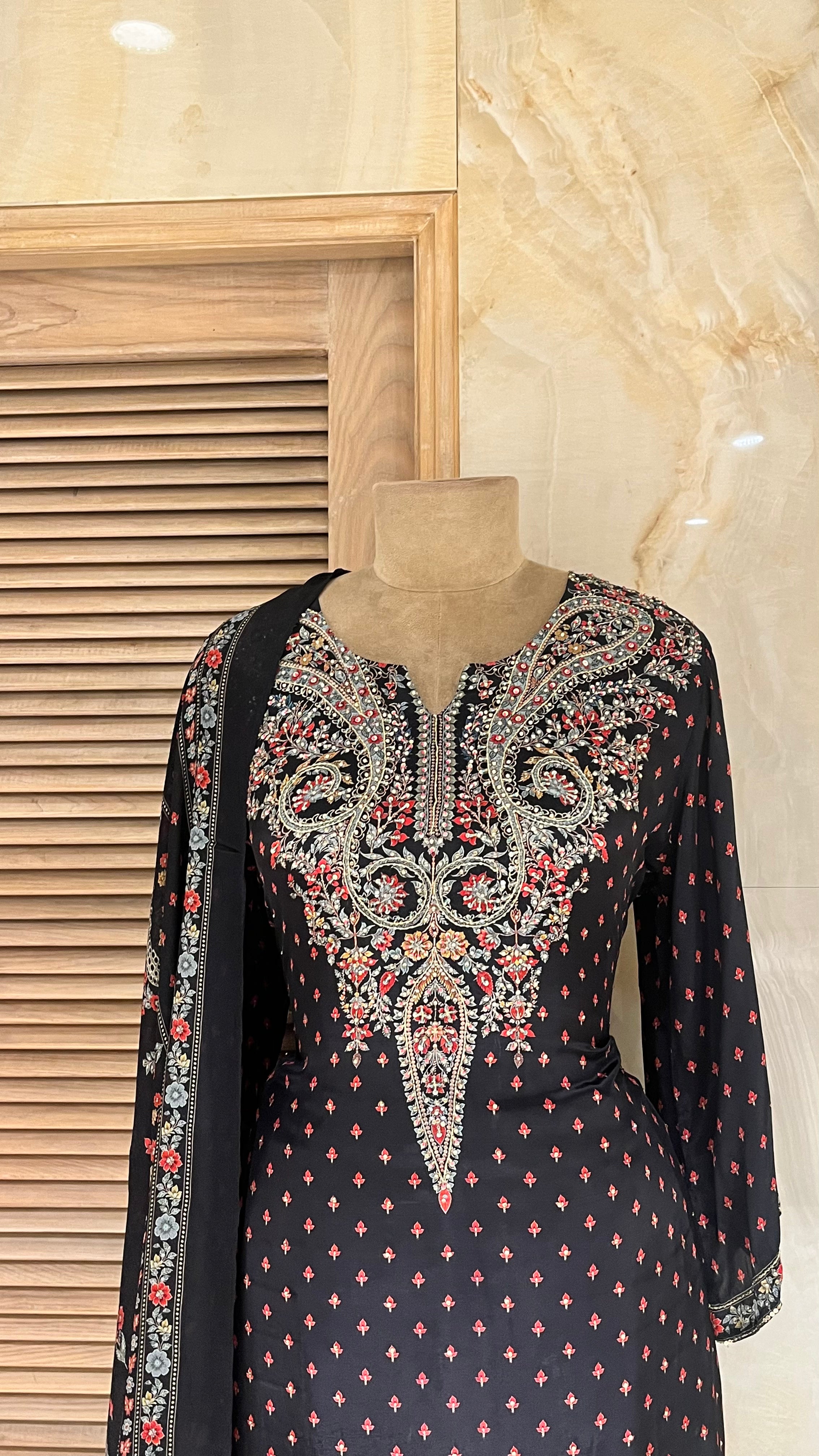 BLACK EMBROIDERED STRAIGHT SUIT