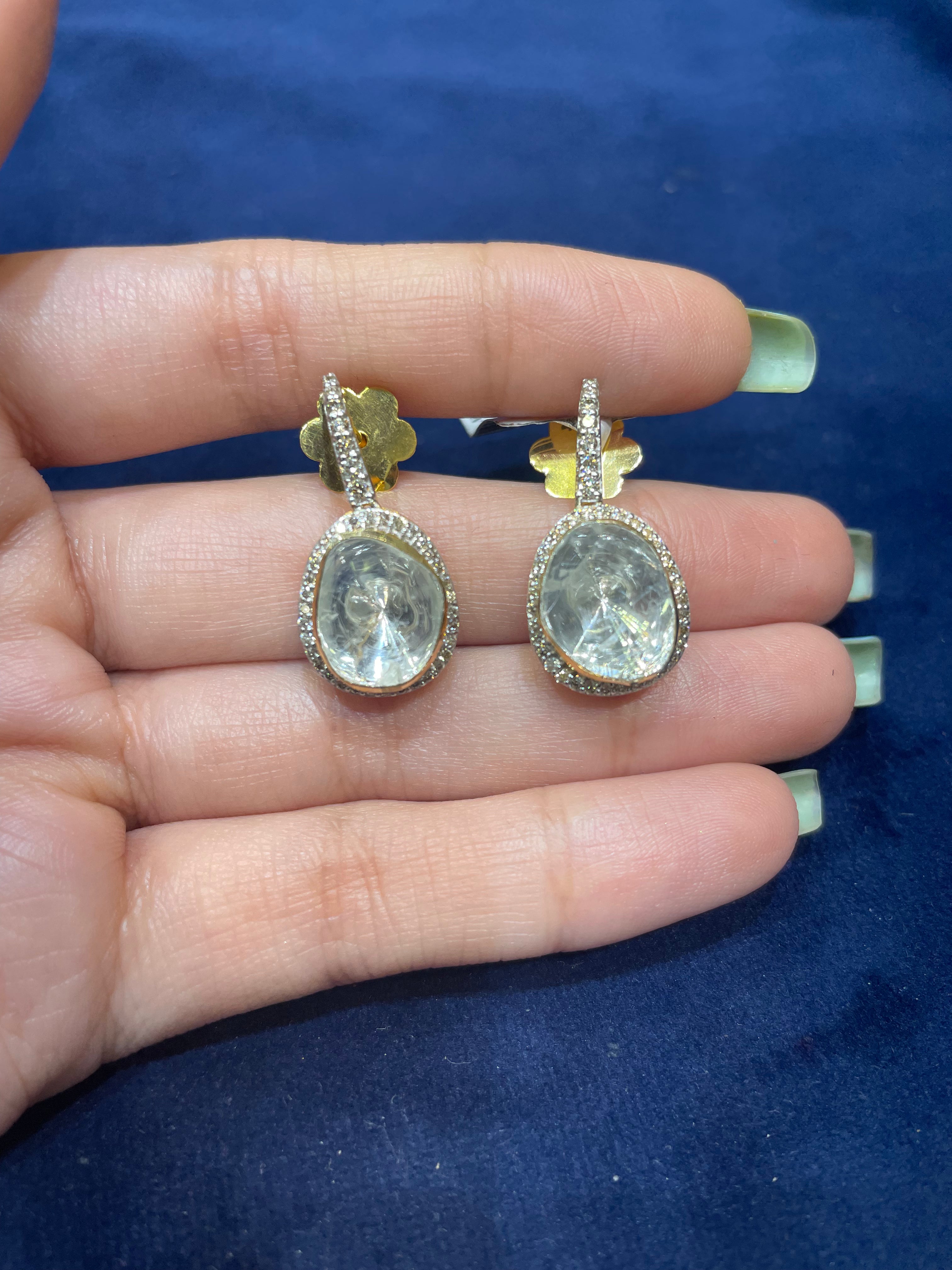 REGAL ROMANCE EARRINGS