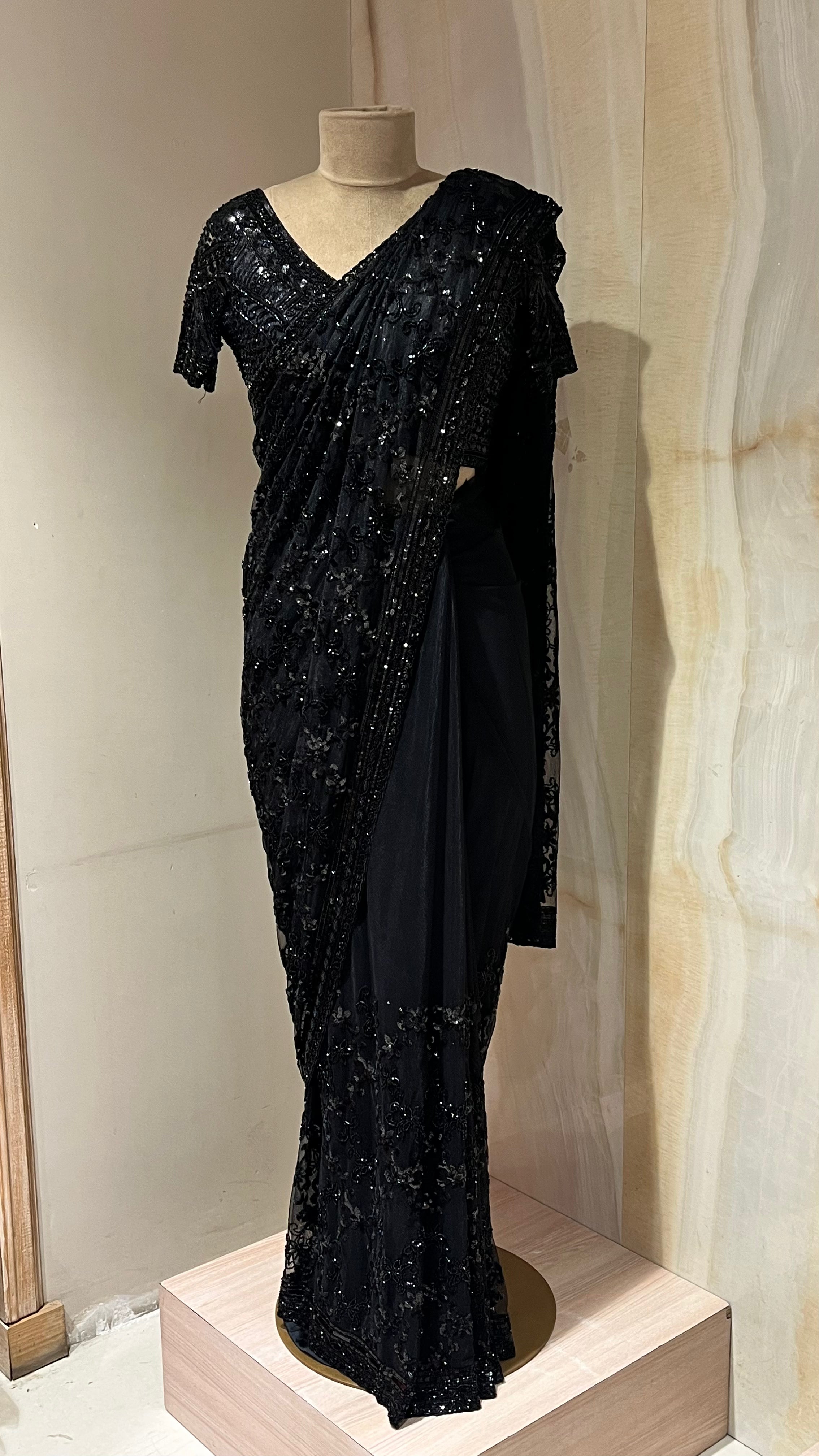 BLACK FLORAL SEQUIN EMBELLISHED SAREE