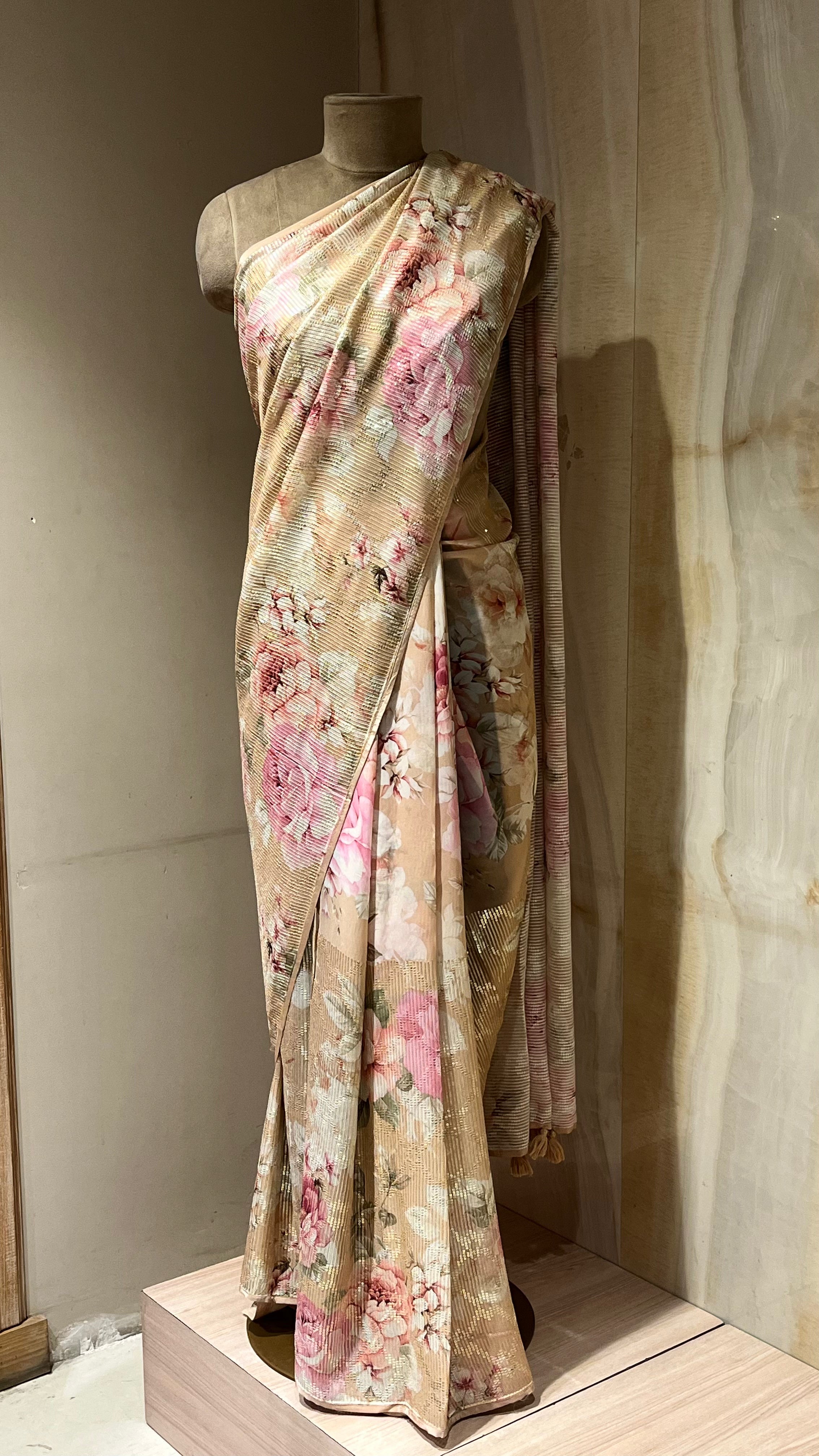BEIGE FLORAL PRINT SAREE