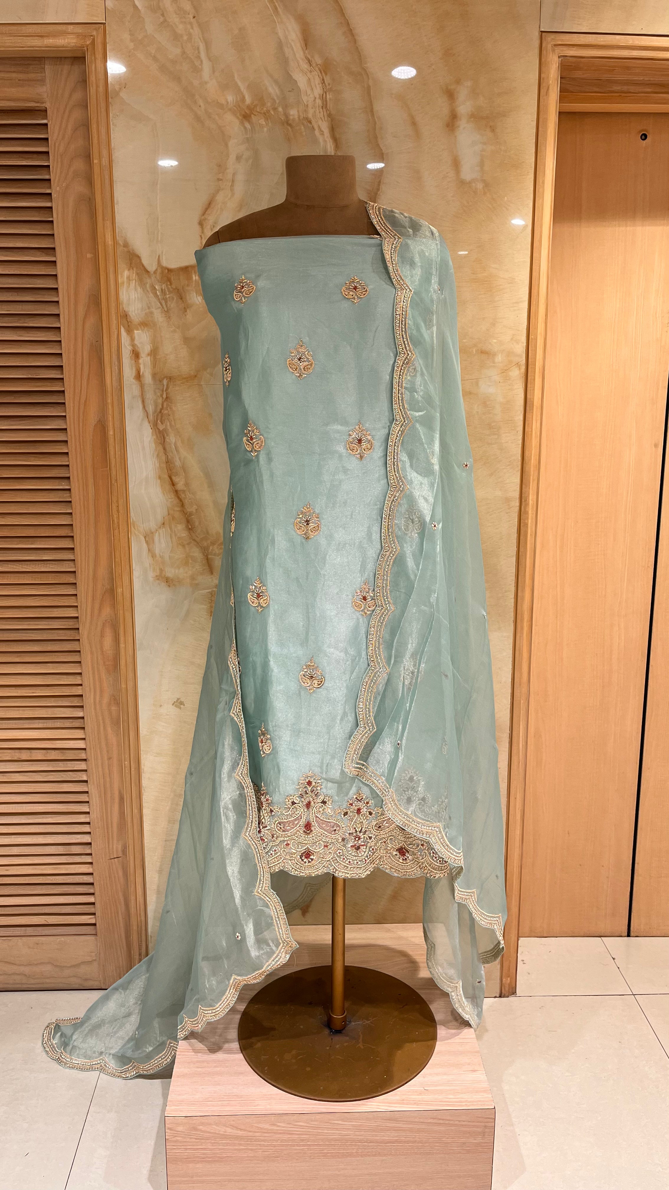 ELEGANT PASTEL GREEN EMBROIDERED UNSTITCHED SUIT SET
