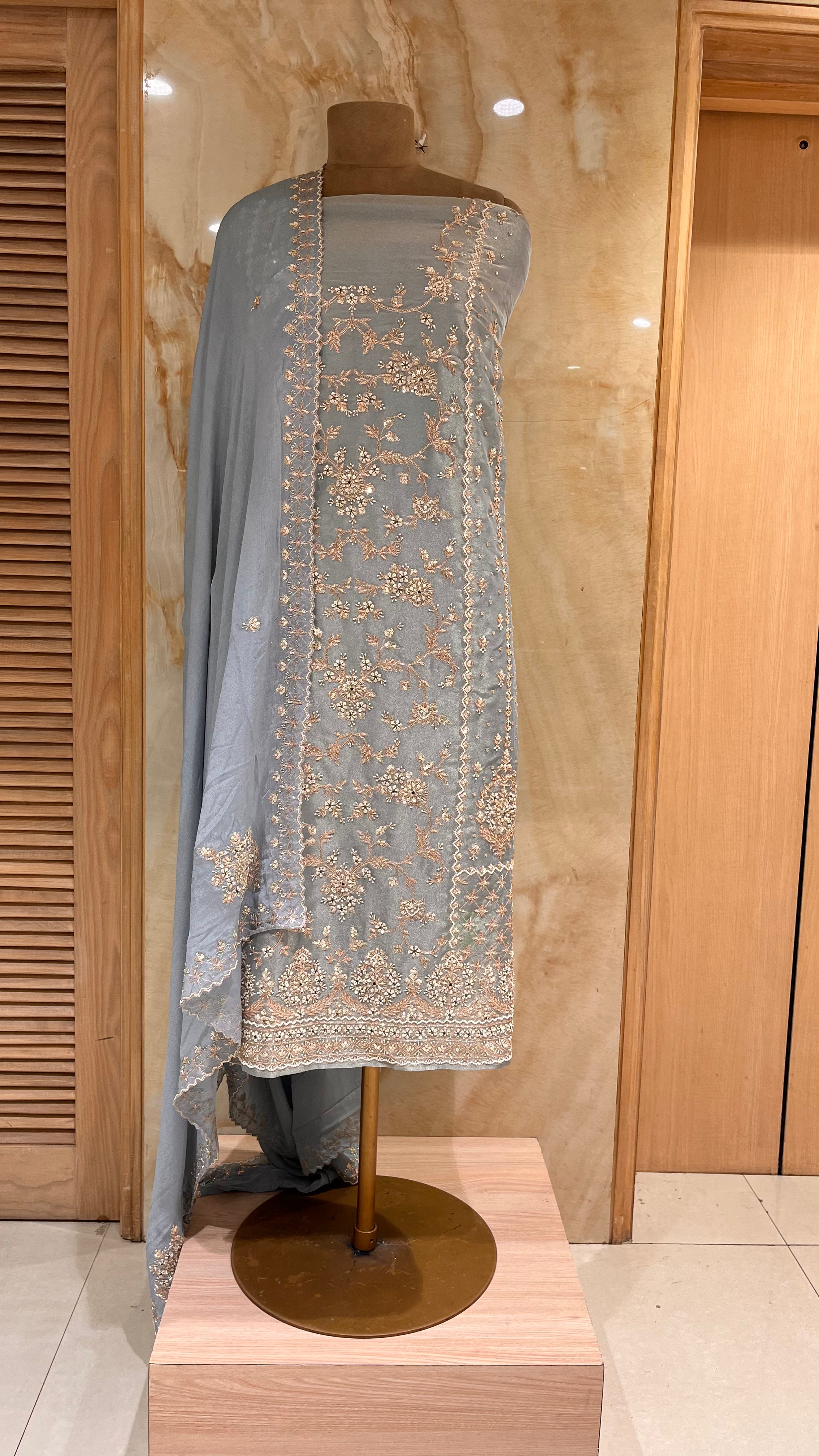 ELEGANT GREY HEAVY EMBROIDERED UNSTITCHED SUIT SET