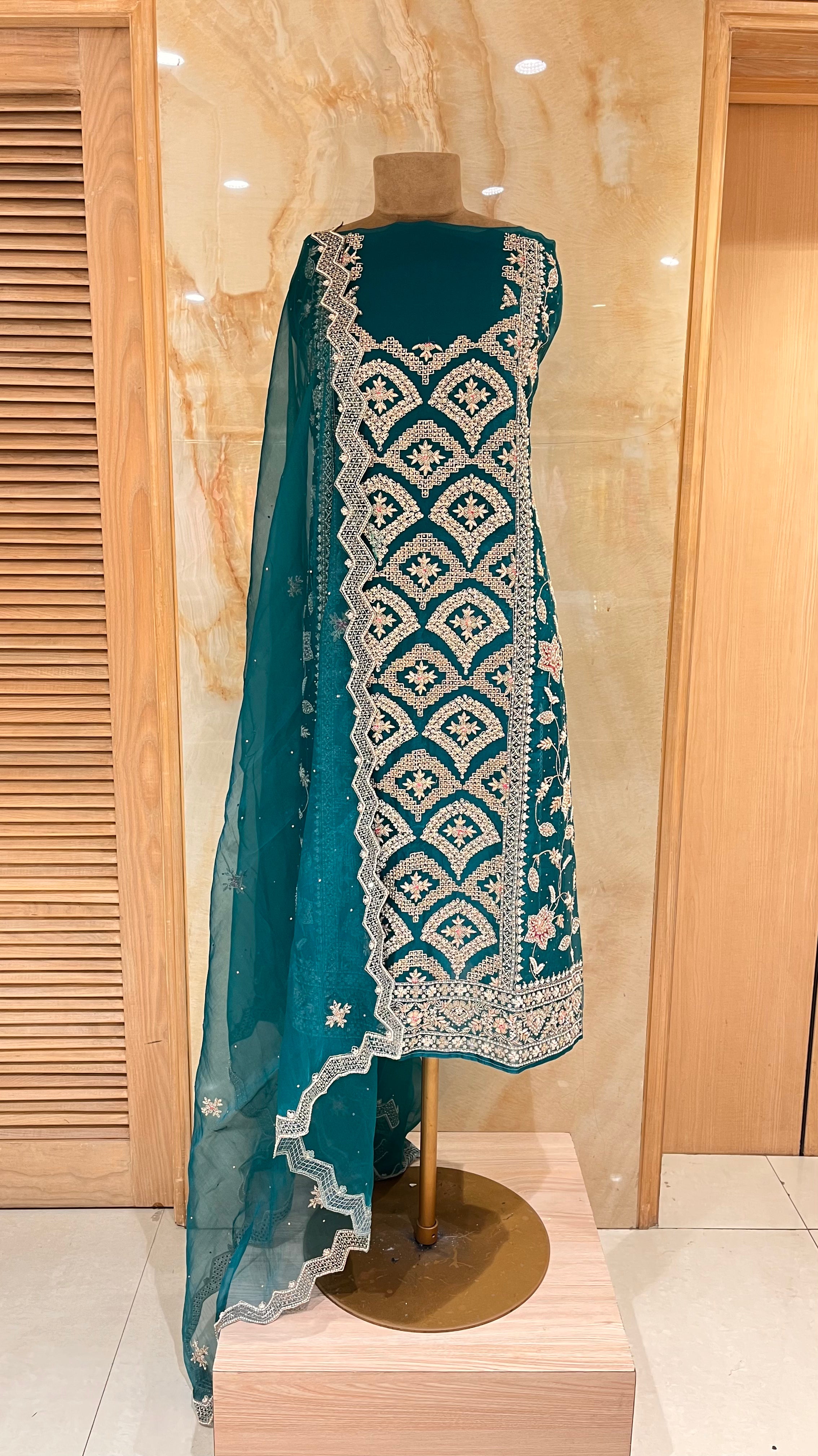 ELEGANT TEAL GREEN UNSTITCHED SUIT SET