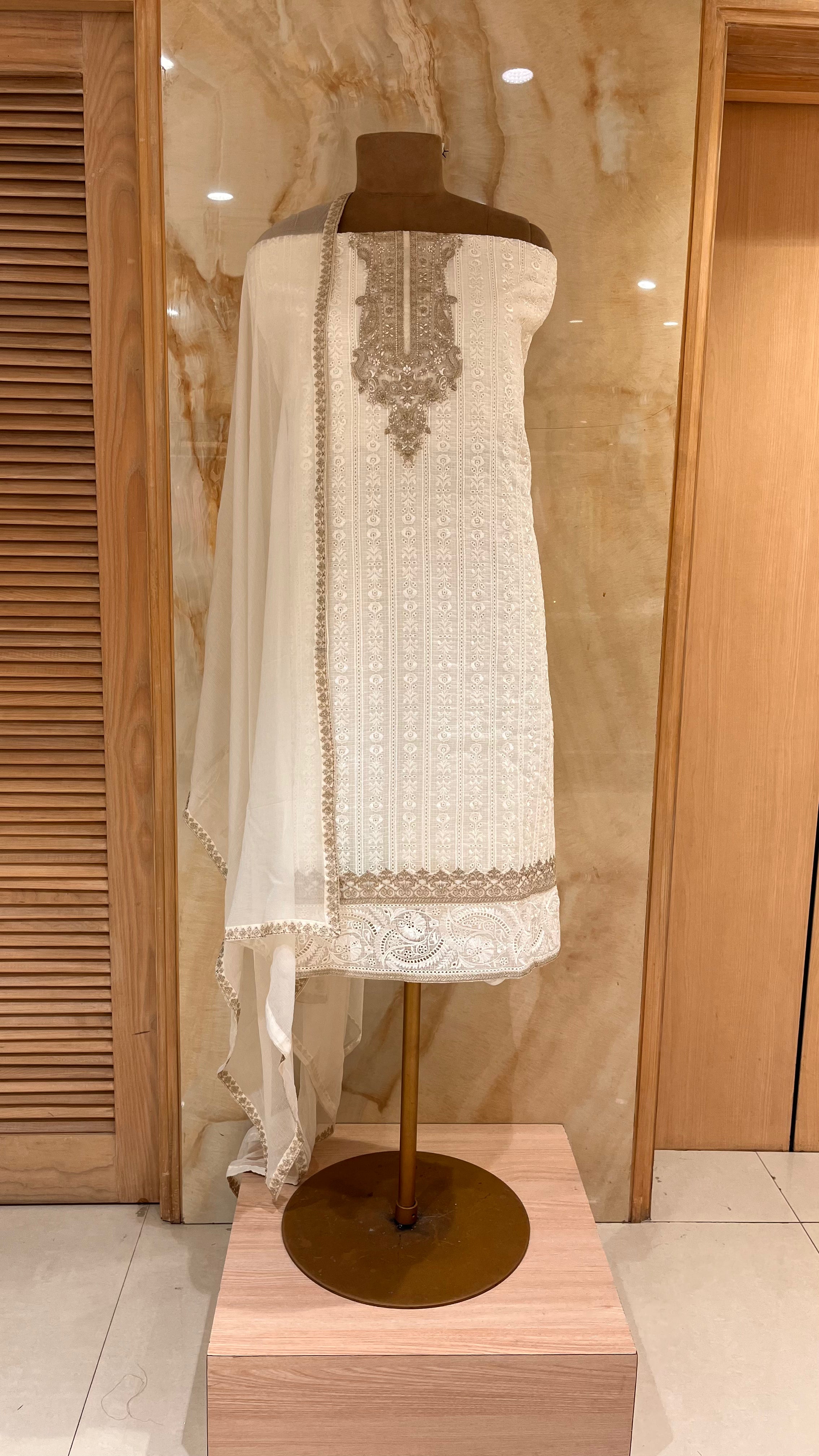 CLASSIC OFF WHITE EMBROIDERED UNSTITCHED SUIT SET