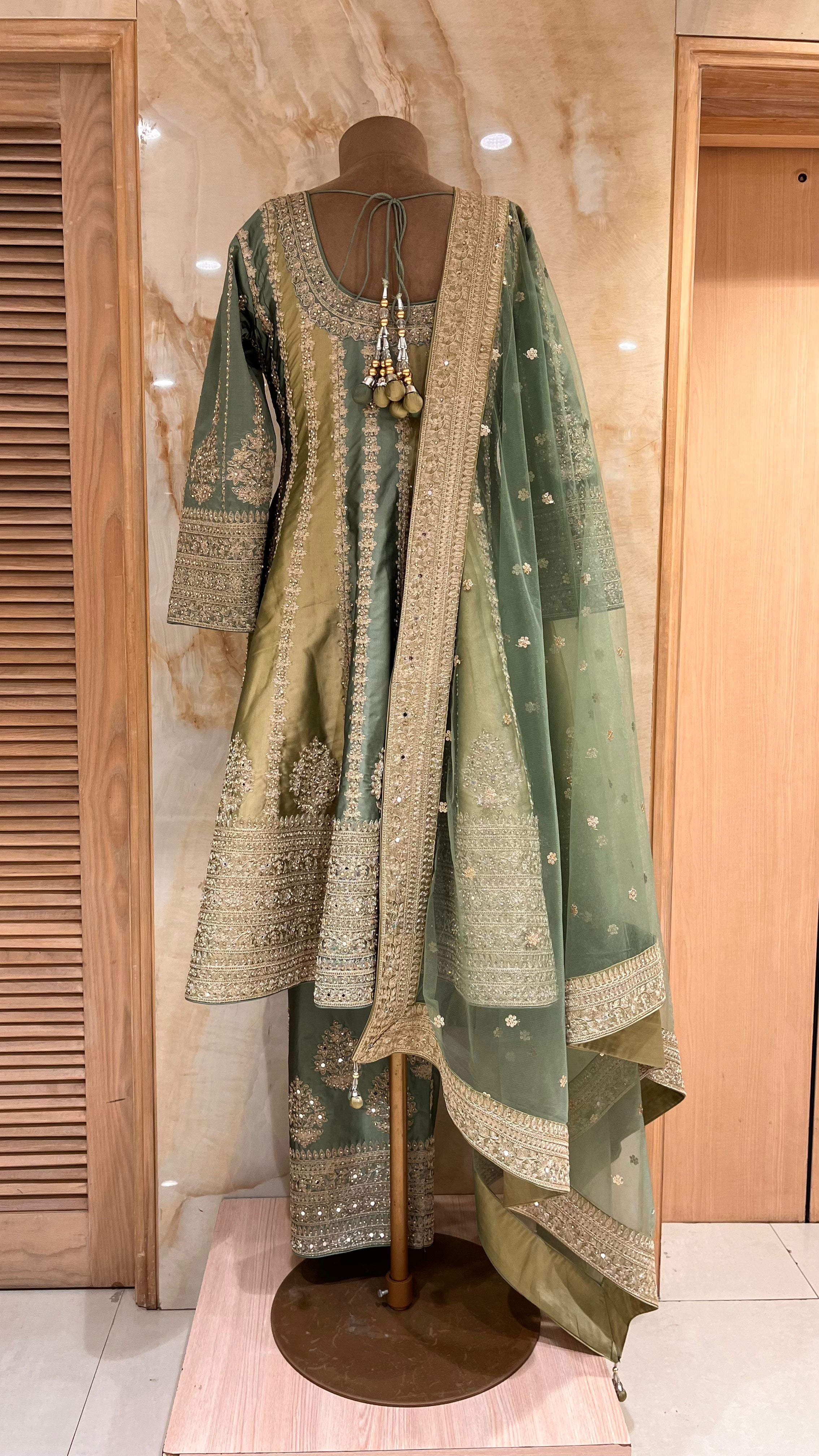 ELEGANT GREEN & GOLD EMBROIDERED READYMADE SUIT SET