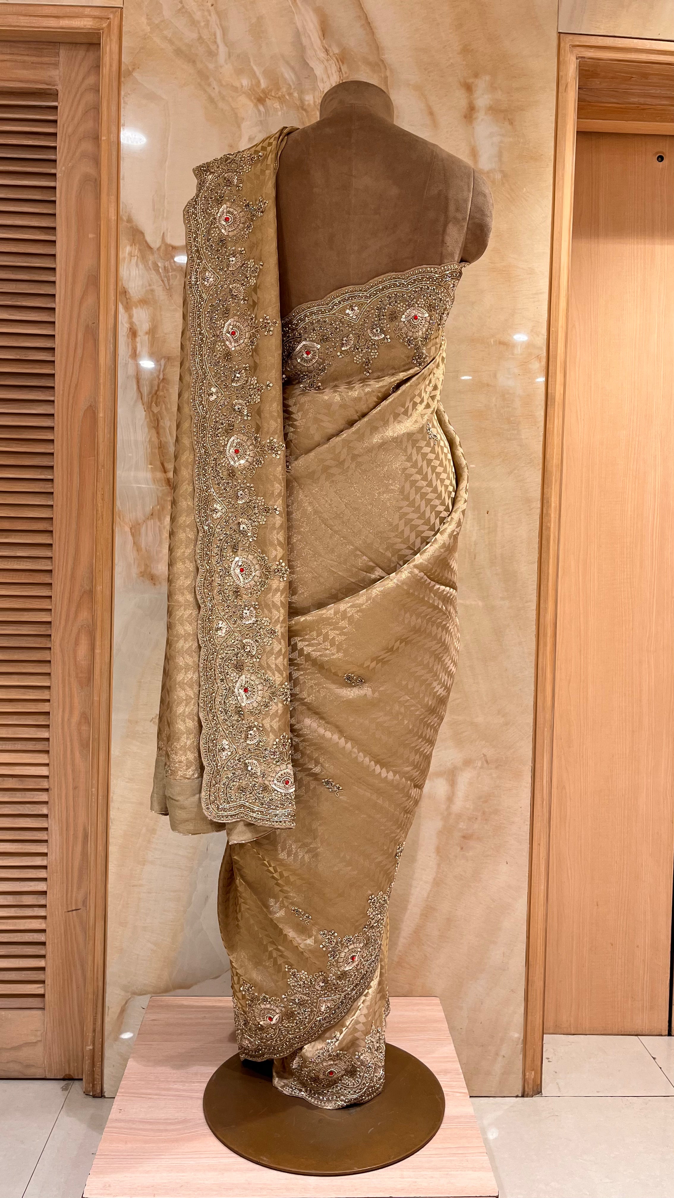 ELEGANT GOLDEN BEIGE EMBROIDERED DESIGNER SAREE WITH SEQUINS