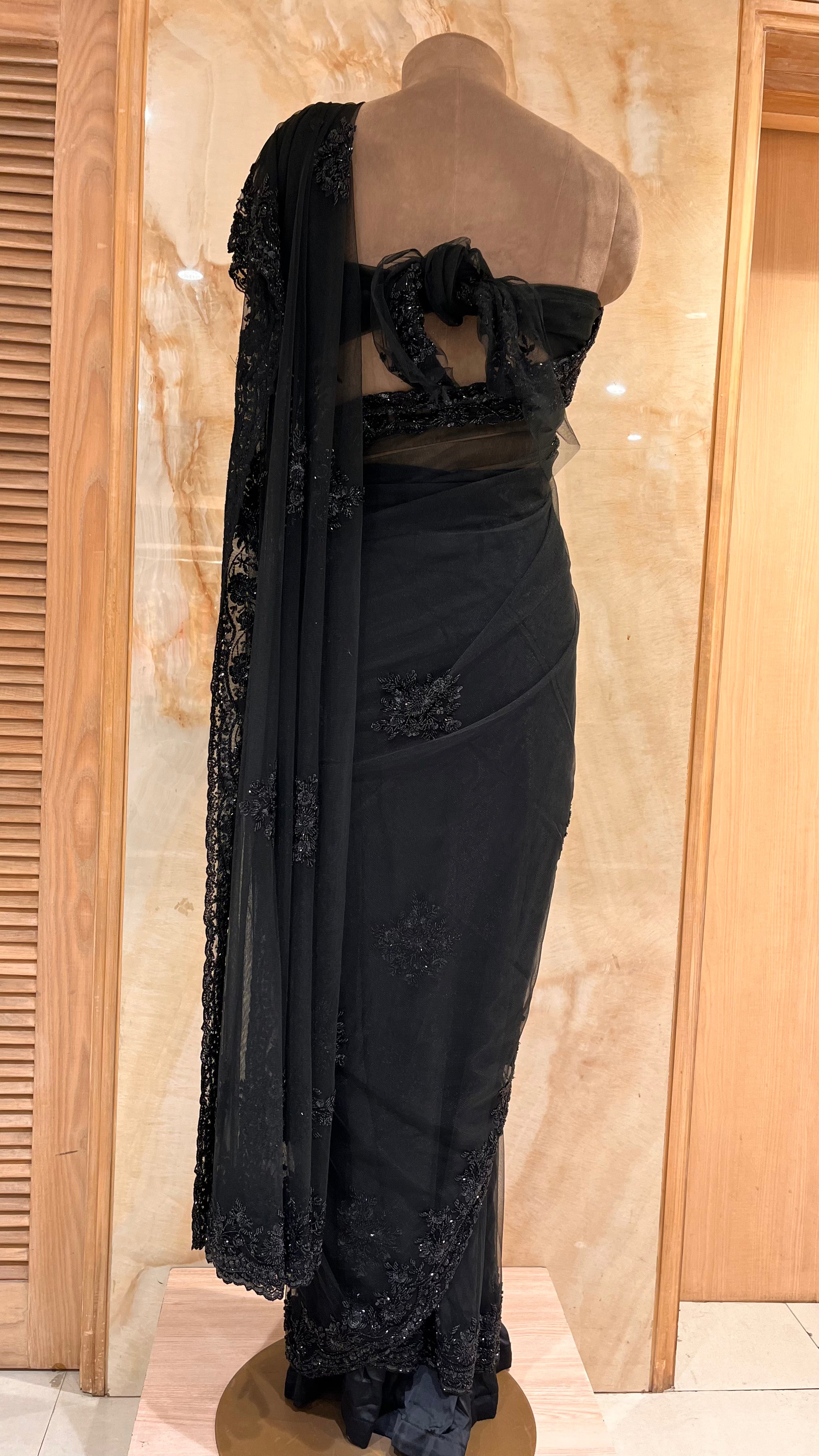 ELEGANT BLACK FLORAL NET SAREE WITH HEAVY EMBROIDERY