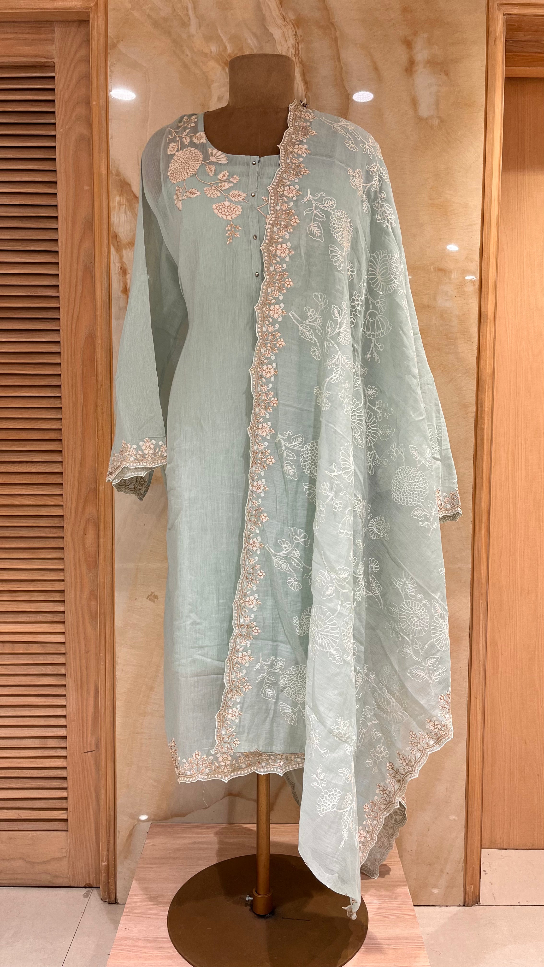 ELEGANT SAGE GREEN EMBROIDERED COTTON UNSTITCHED SUIT WITH ORGANZA DUPATTA