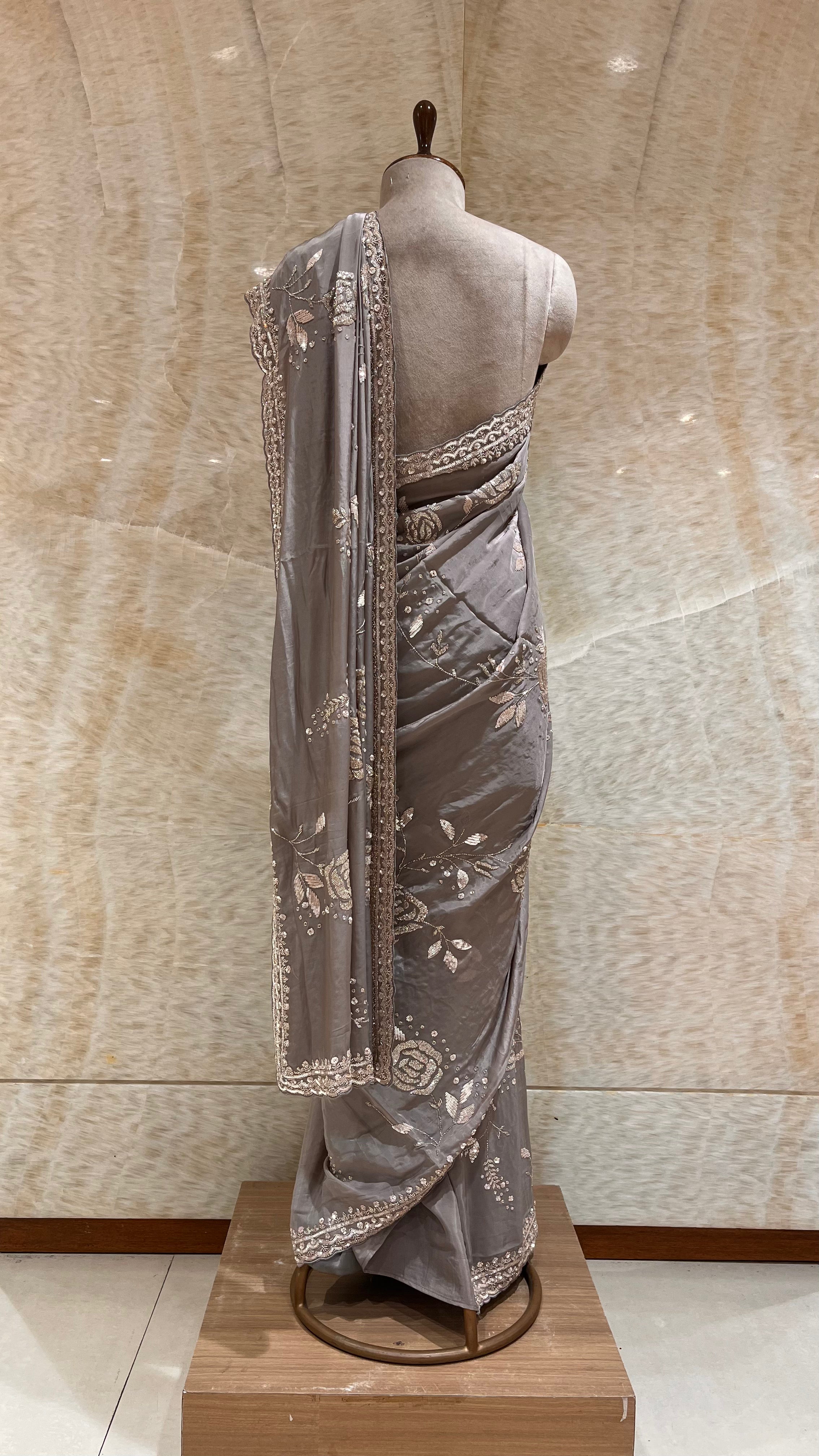 ELEGANT GREY EMBROIDERED SAREE
