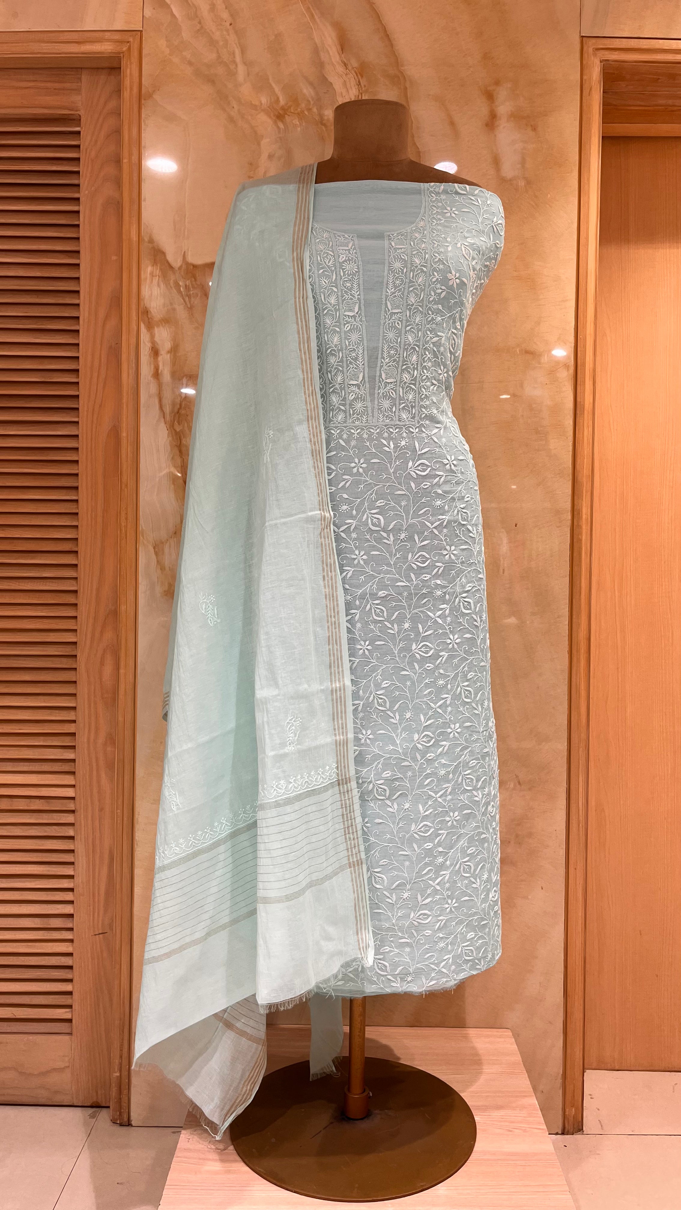 ELEGANT PASTEL GREEN EMBROIDERED UNSTITCHED SUIT SET