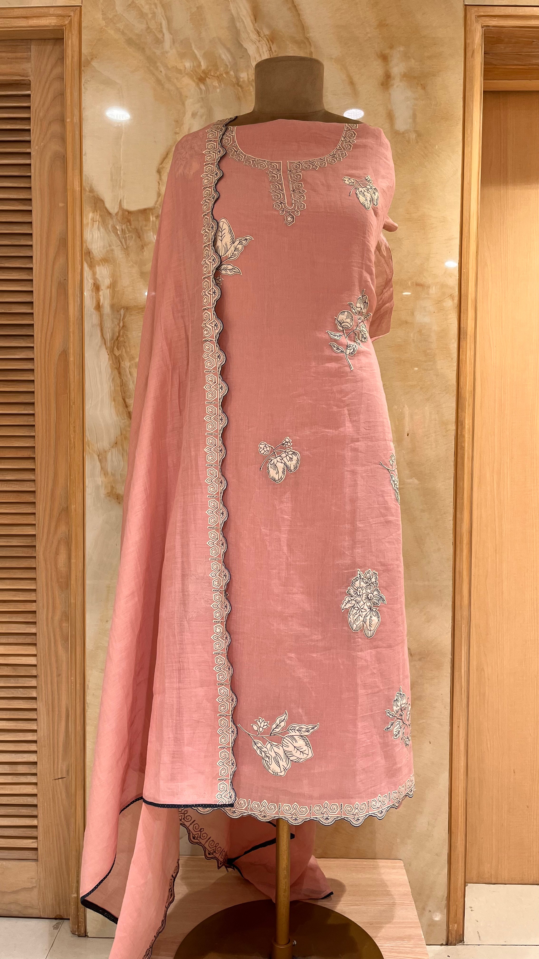 ELEGANT PINK FLORAL EMBROIDERED UNSTITCHED COTTON SUIT SET