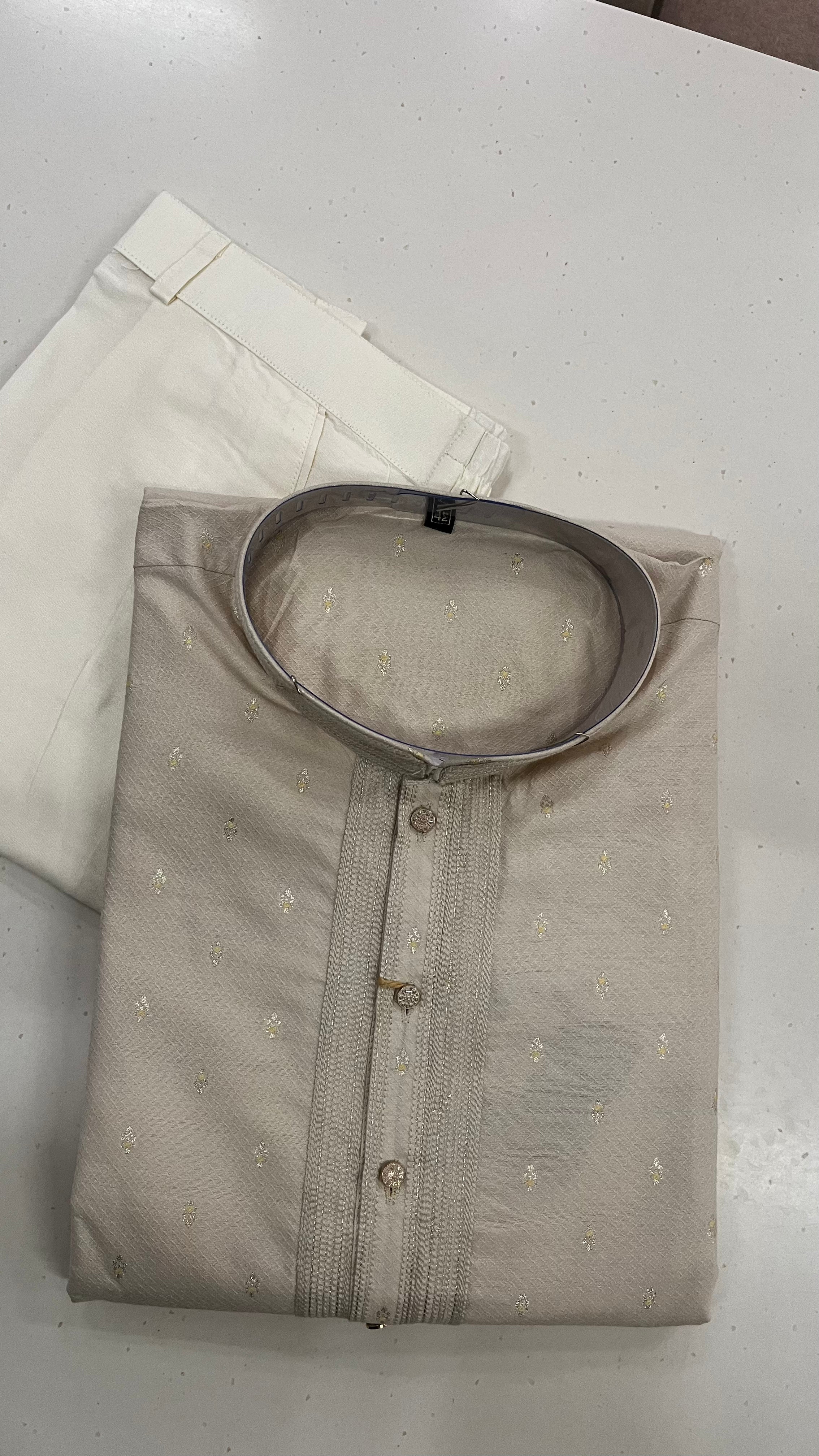 BEIGE MEN’S KURTA PAJAMA SET