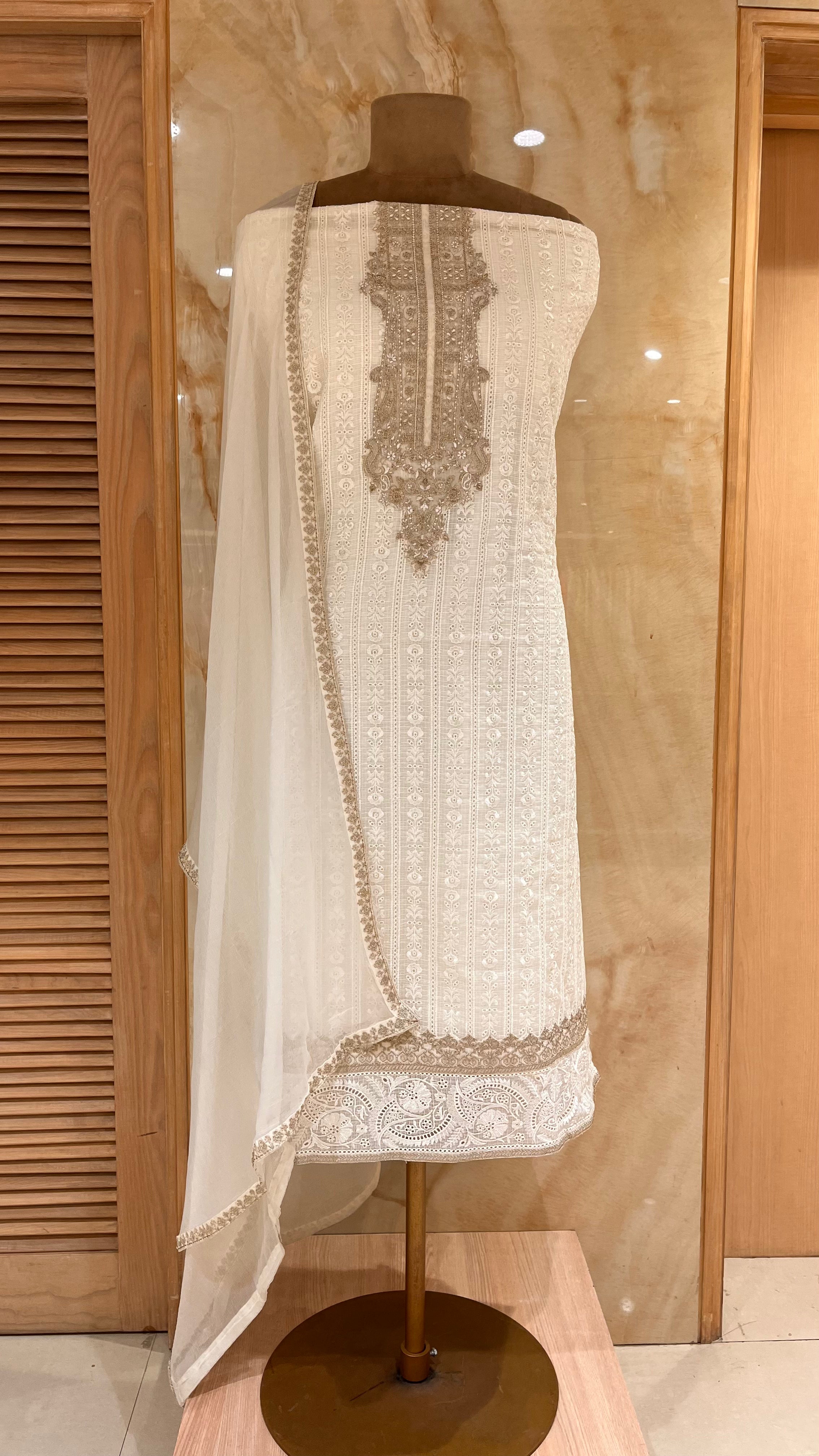 STYLISH EMBROIDERED UNSTITCHED SUIT SET