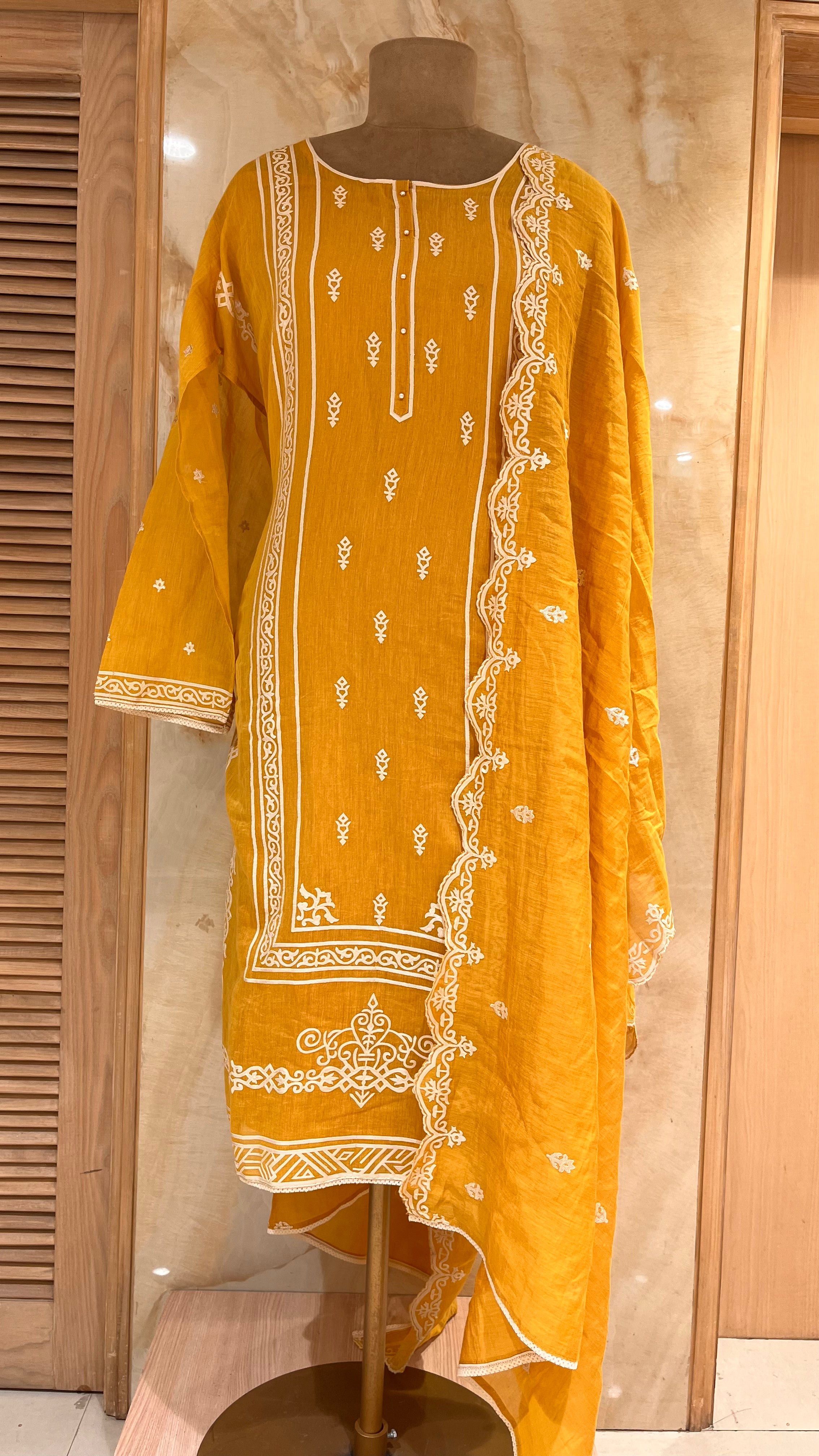 PREMIUM EMBROIDERED UNSTITCHED SUIT SET