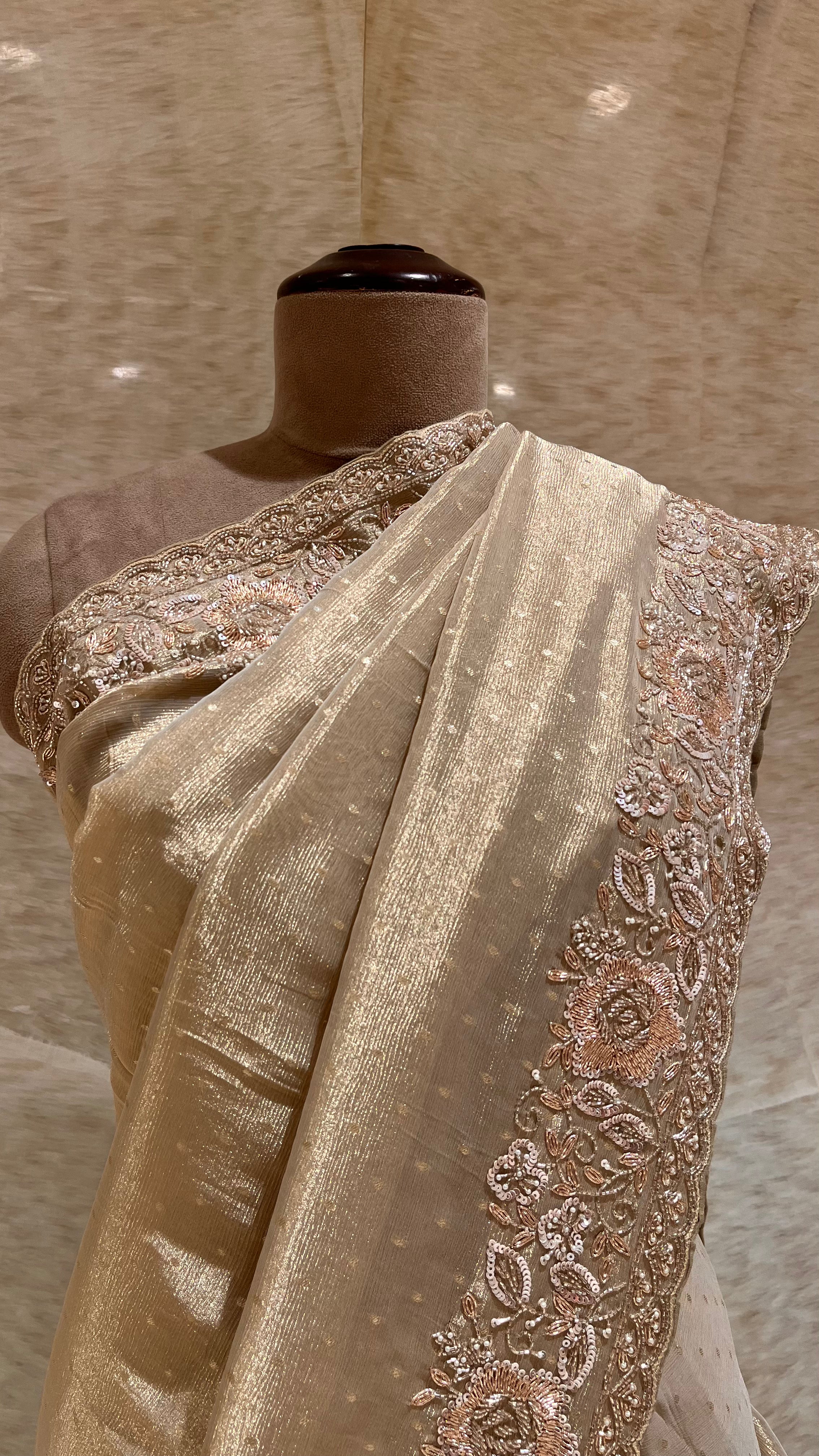 ELEGANT FESTIVE WEAR SAREE WITH PREMIUM LOOK