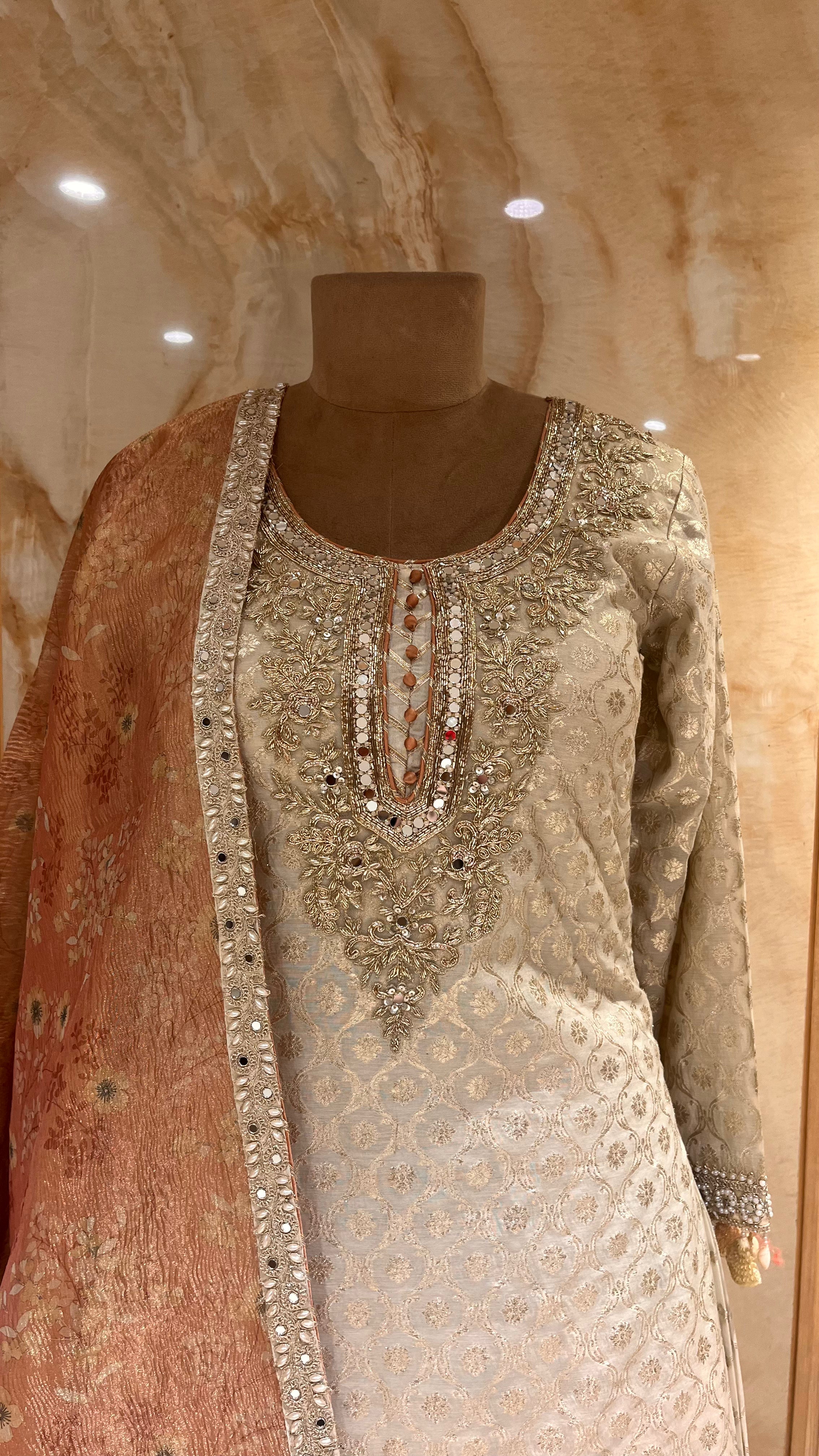 ELEGANT DESIGNER READYMADE SUIT FOR WOMEN