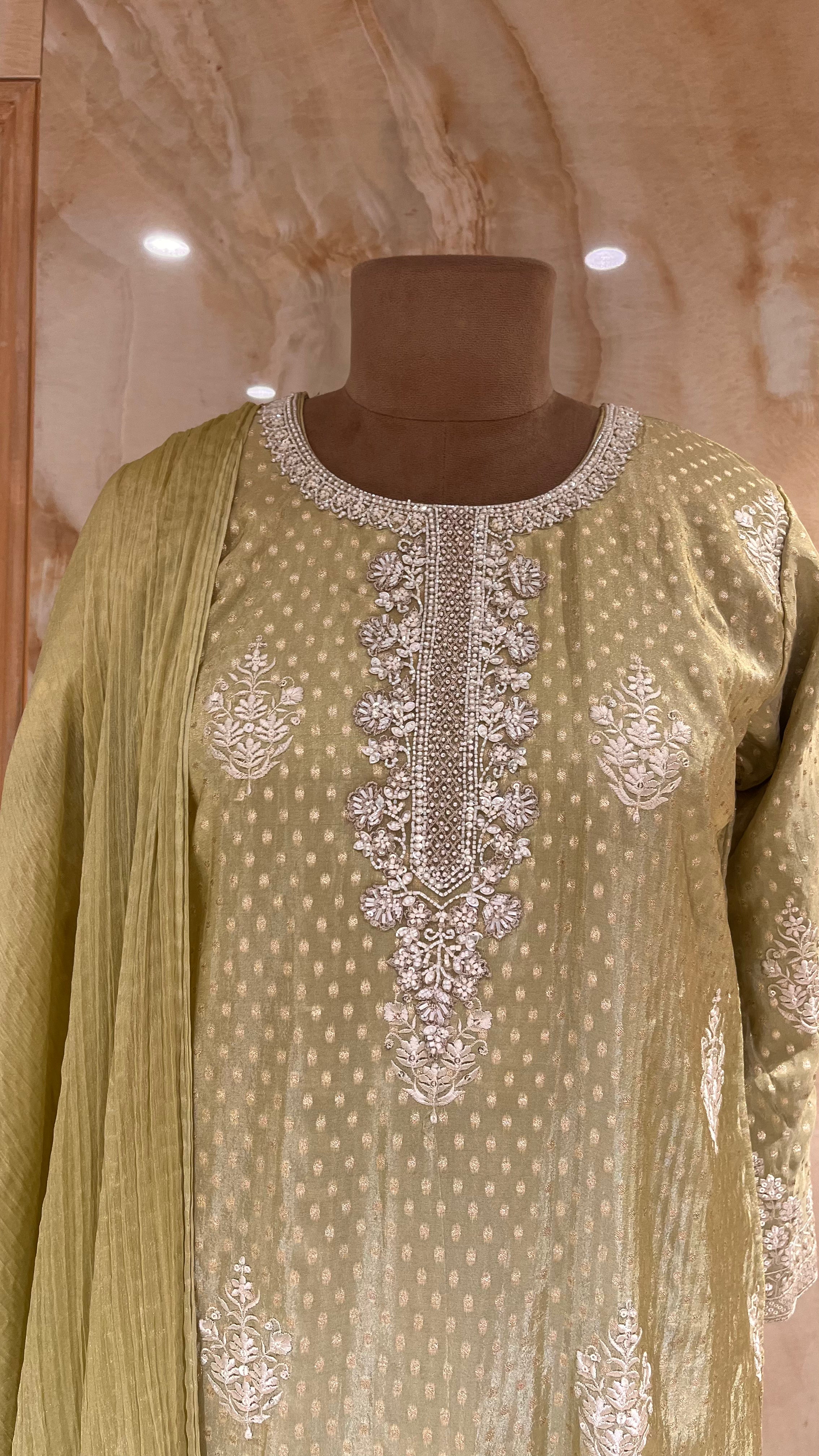 ELEGANT DESIGNER READYMADE SUIT SET WITH PRINTED DUPATTA