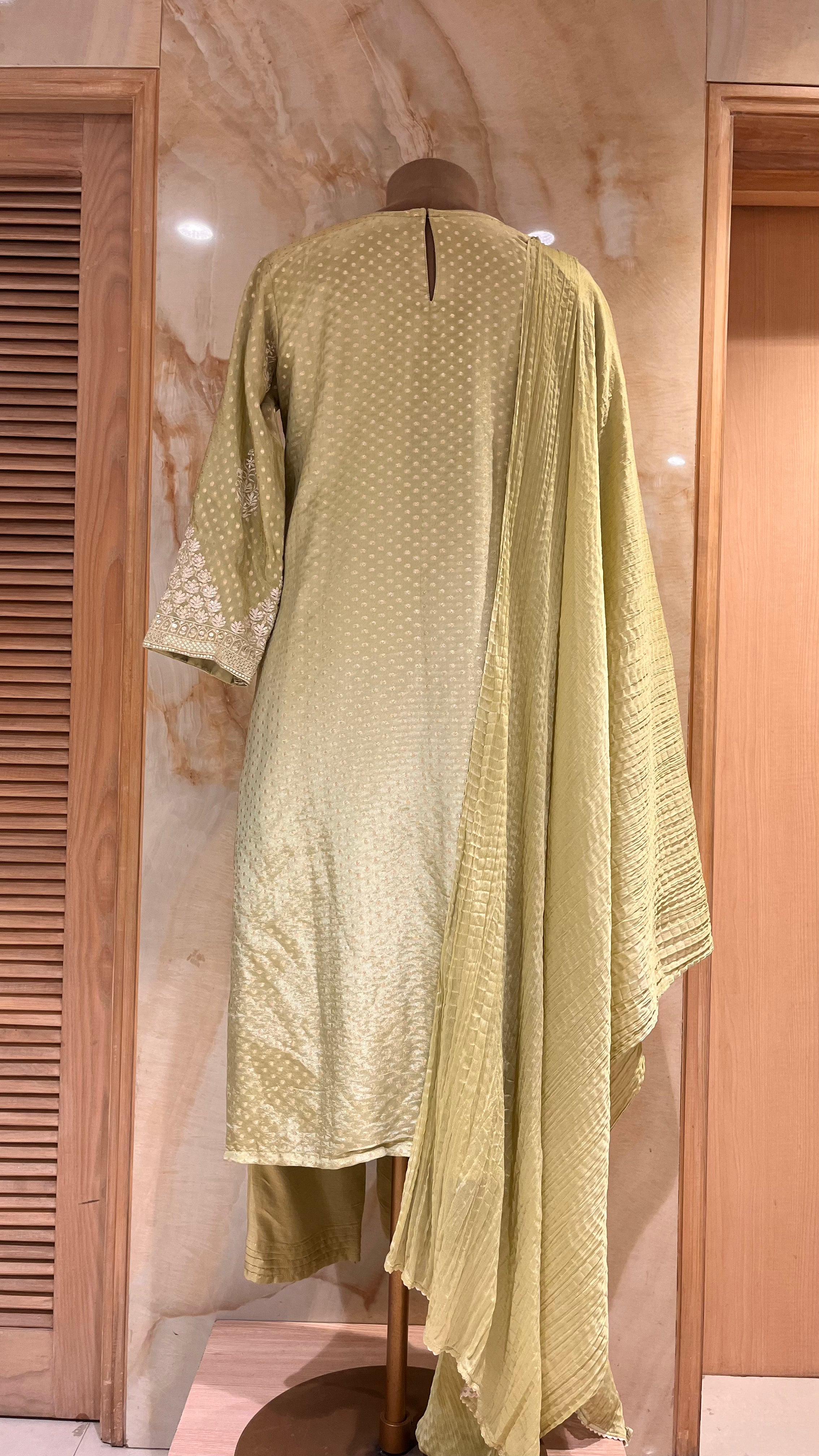 ELEGANT DESIGNER READYMADE SUIT SET WITH PRINTED DUPATTA