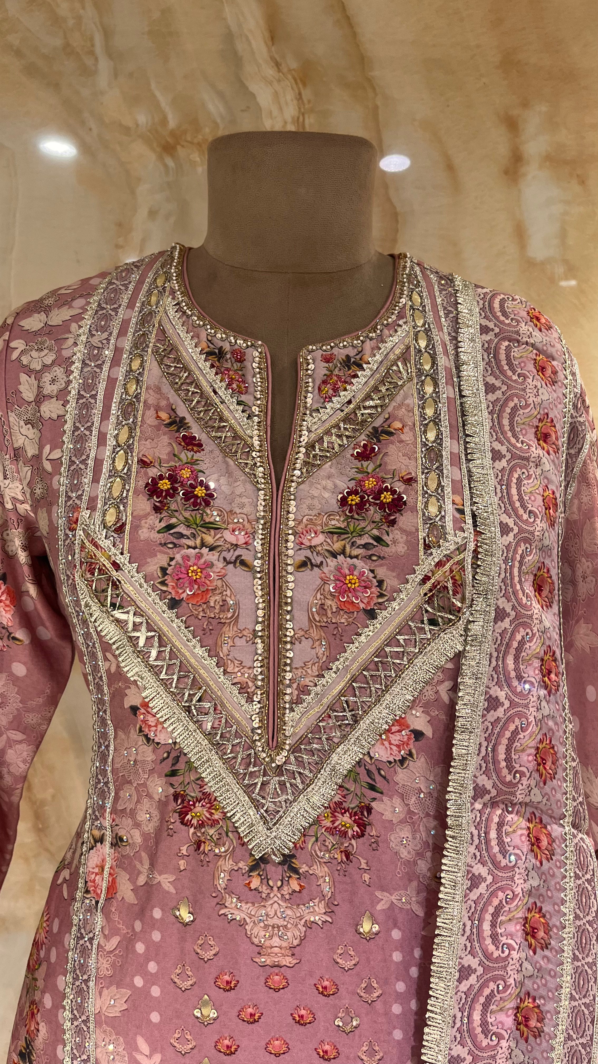 STYLISH READYMADE SUIT WITH ELEGANT DESIGN