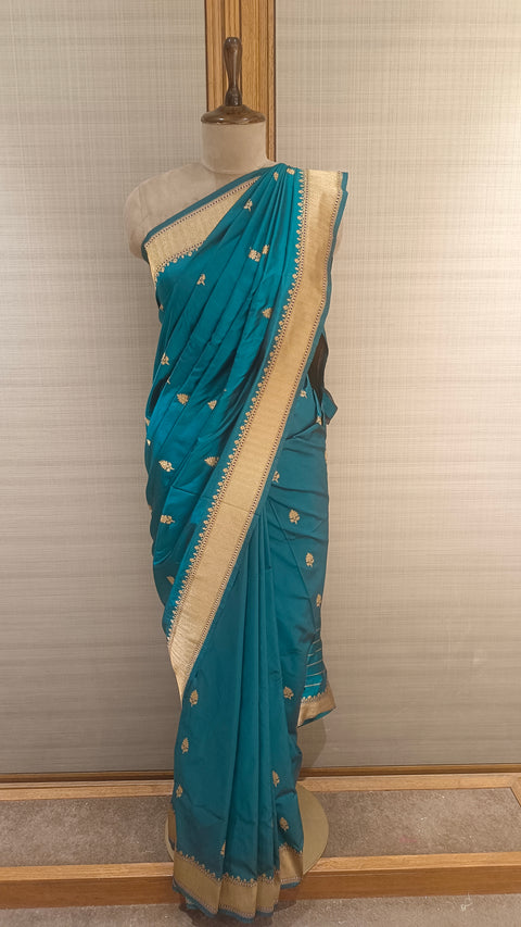 Banarasi Peacock Saree With Gold Border