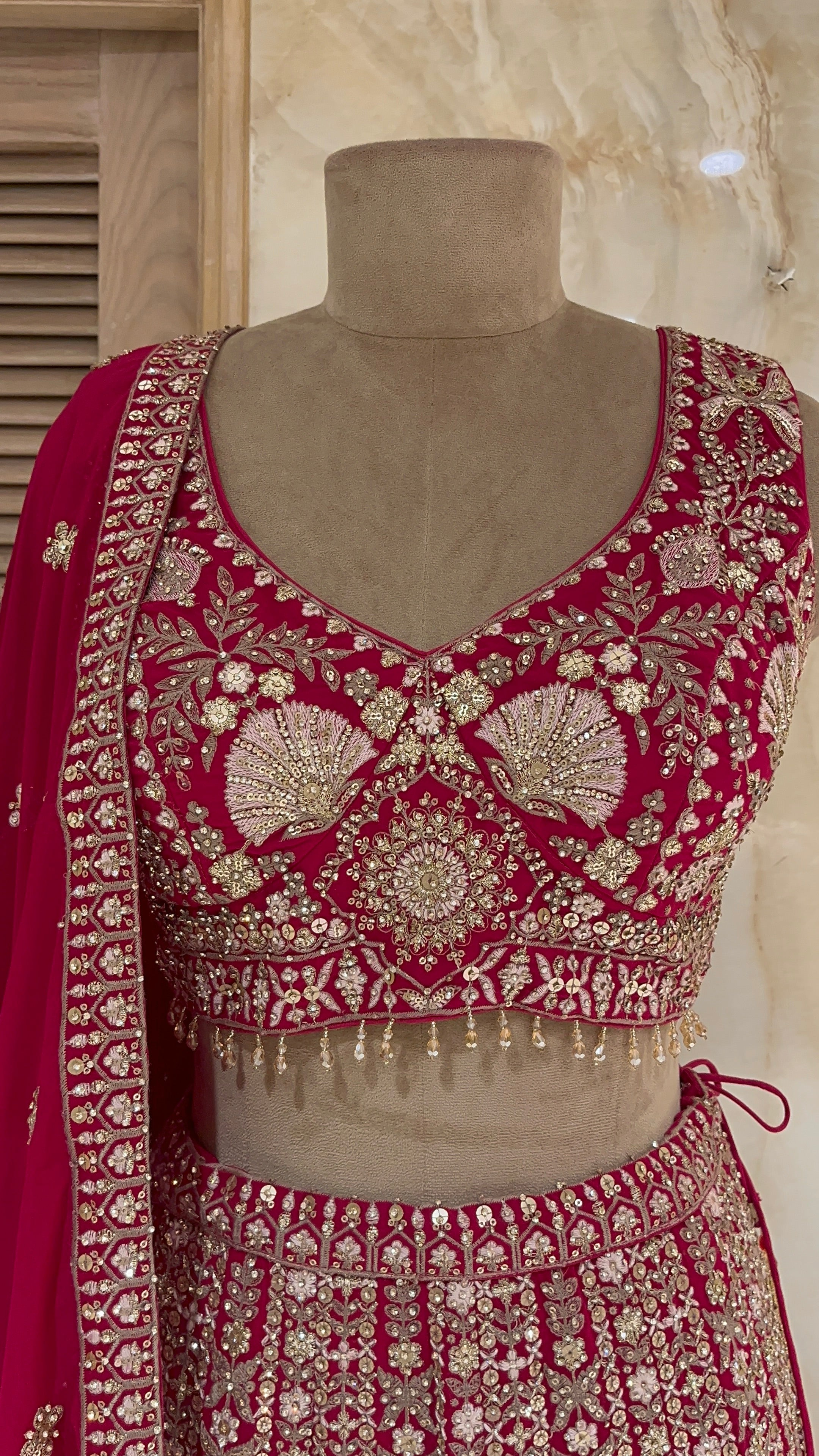 ELEGANT HOT PINK HEAVY EMBROIDERED DESIGNER LEHENGA CHOLI WITH DUPATTA