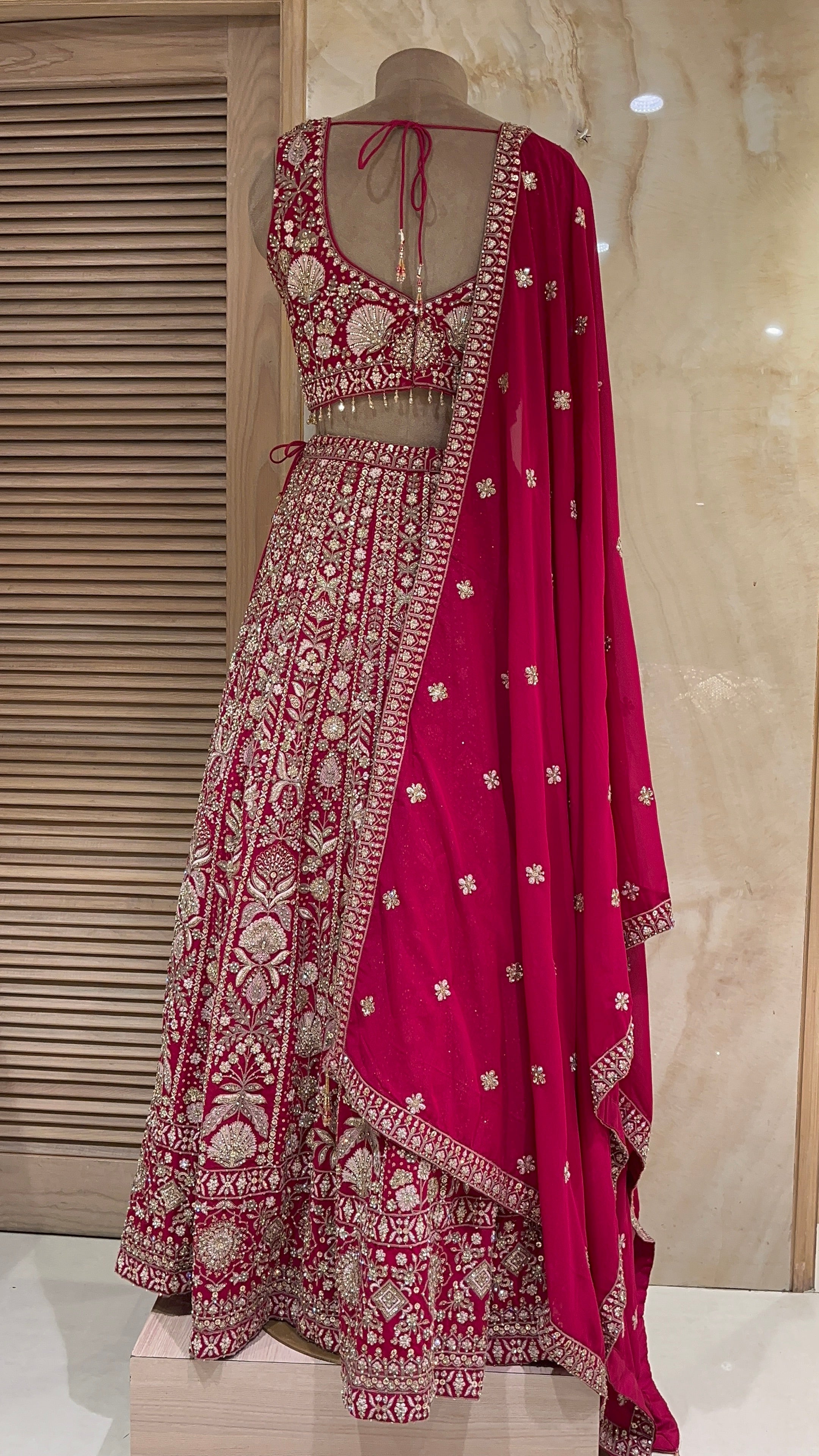 ELEGANT HOT PINK HEAVY EMBROIDERED DESIGNER LEHENGA CHOLI WITH DUPATTA