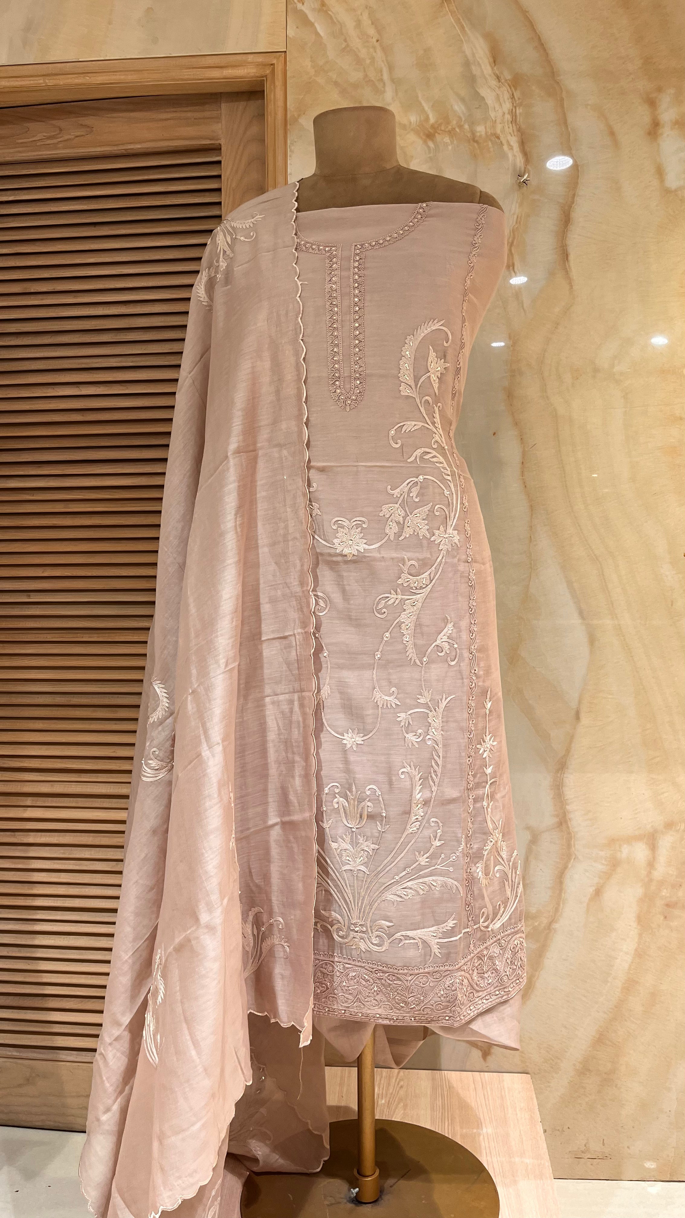 STYLISH DESIGNER UNSTITCHED SUIT SET WITH DUPATTA