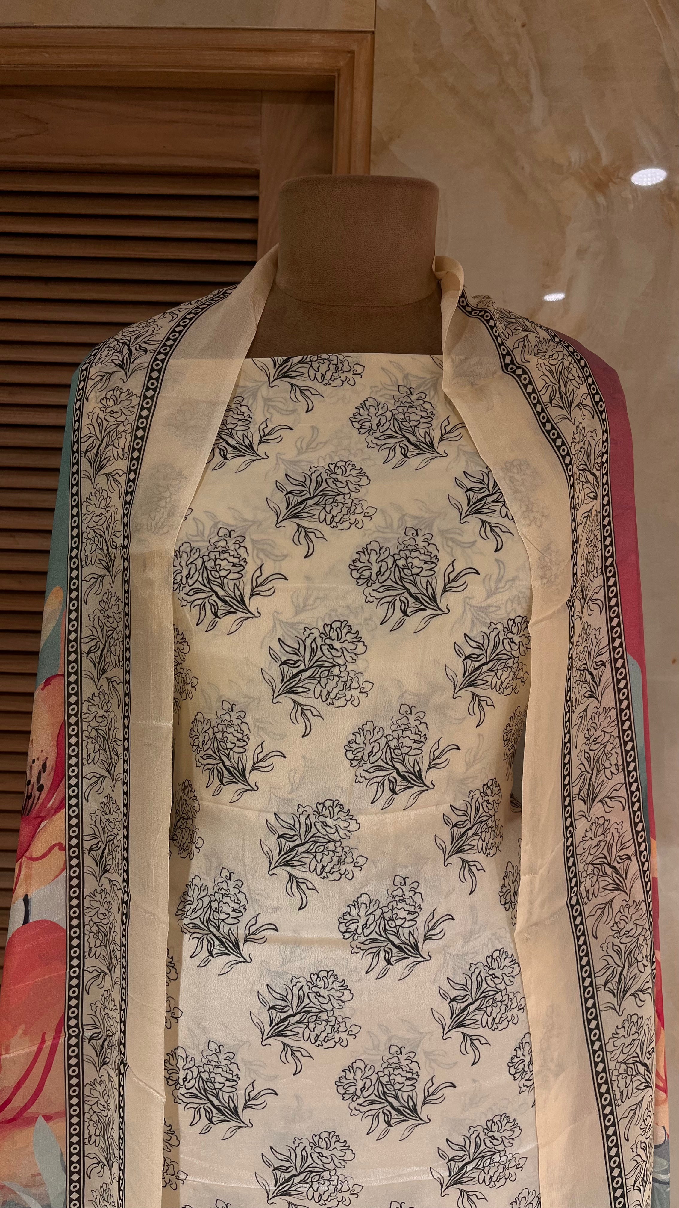ELEGANT DESIGNER UNSTITCHED SUIT SET