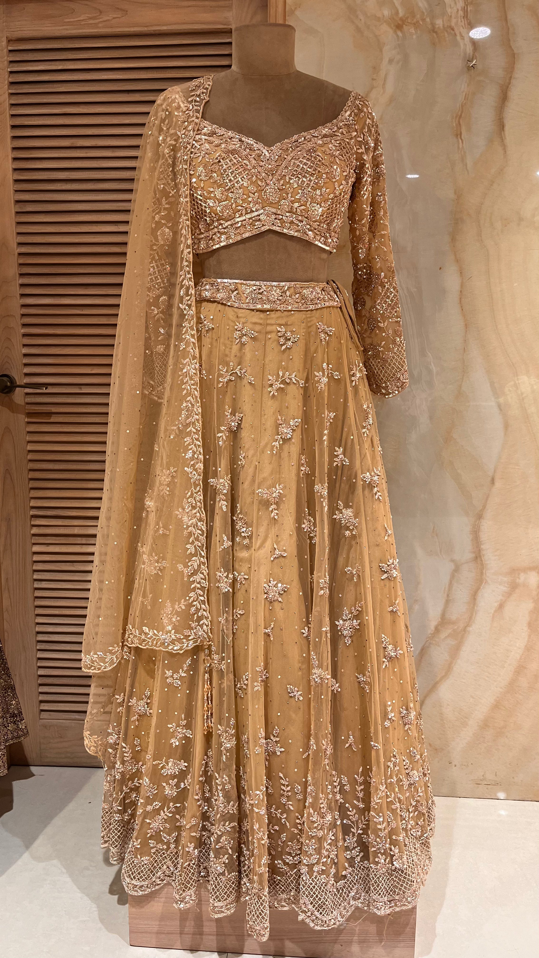 ELEGANT DESIGNER LEHENGA SET WITH INTRICATE EMBROIDERY