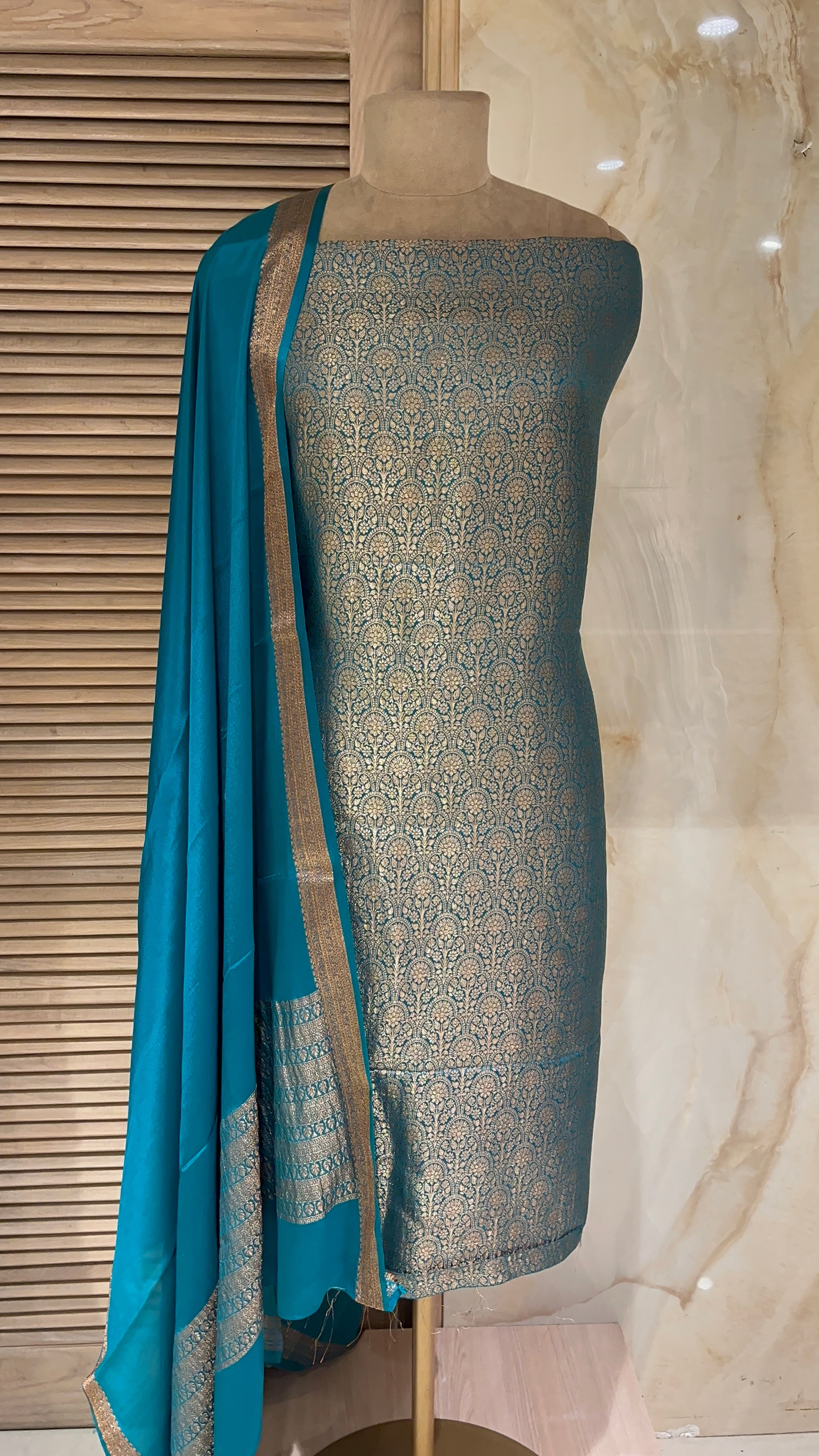 ROYAL GREEN BANARASI UNSTITCHED SUIT SET