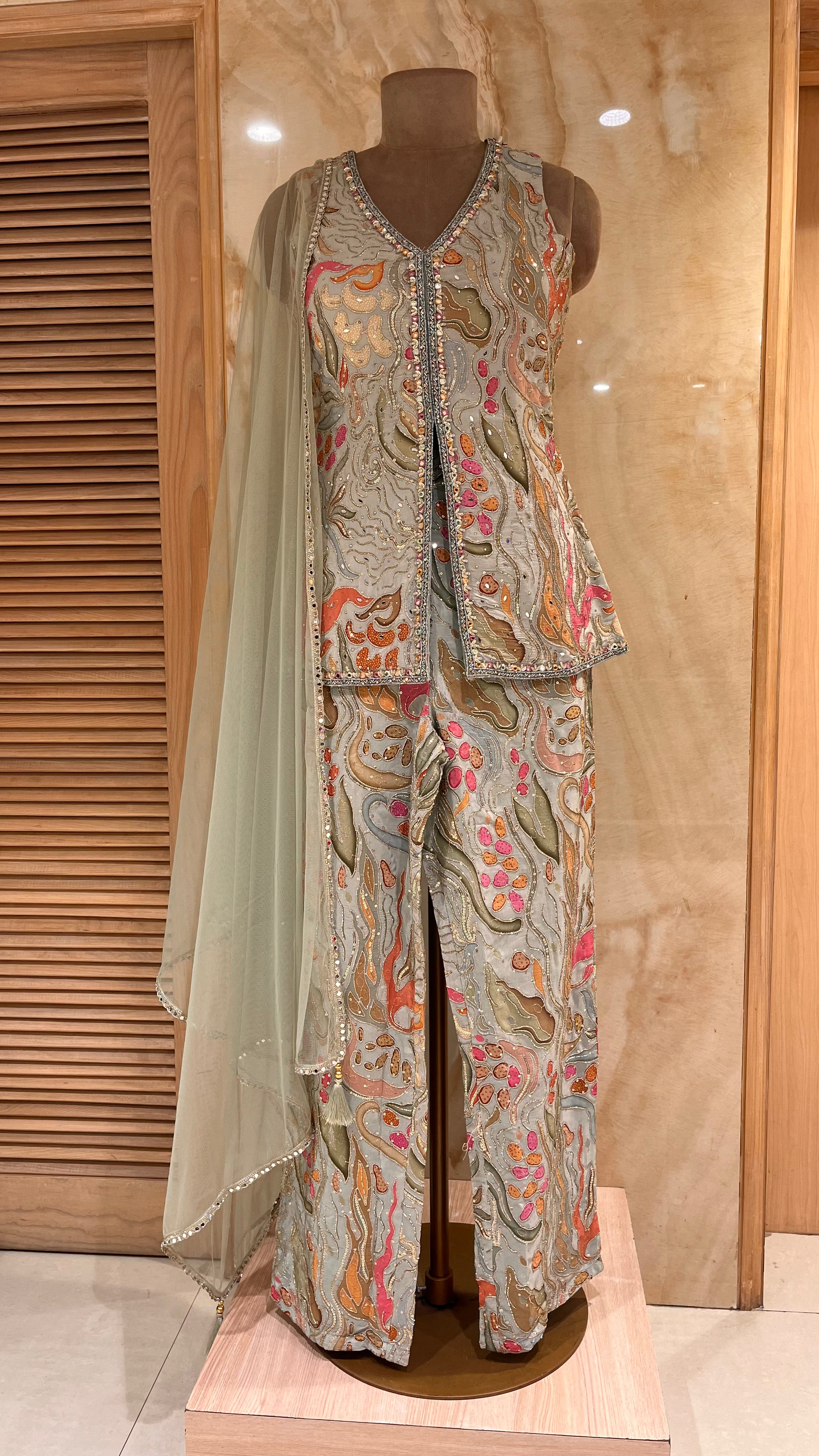 ELEGANT HEAVY WORK READYMADE SUIT